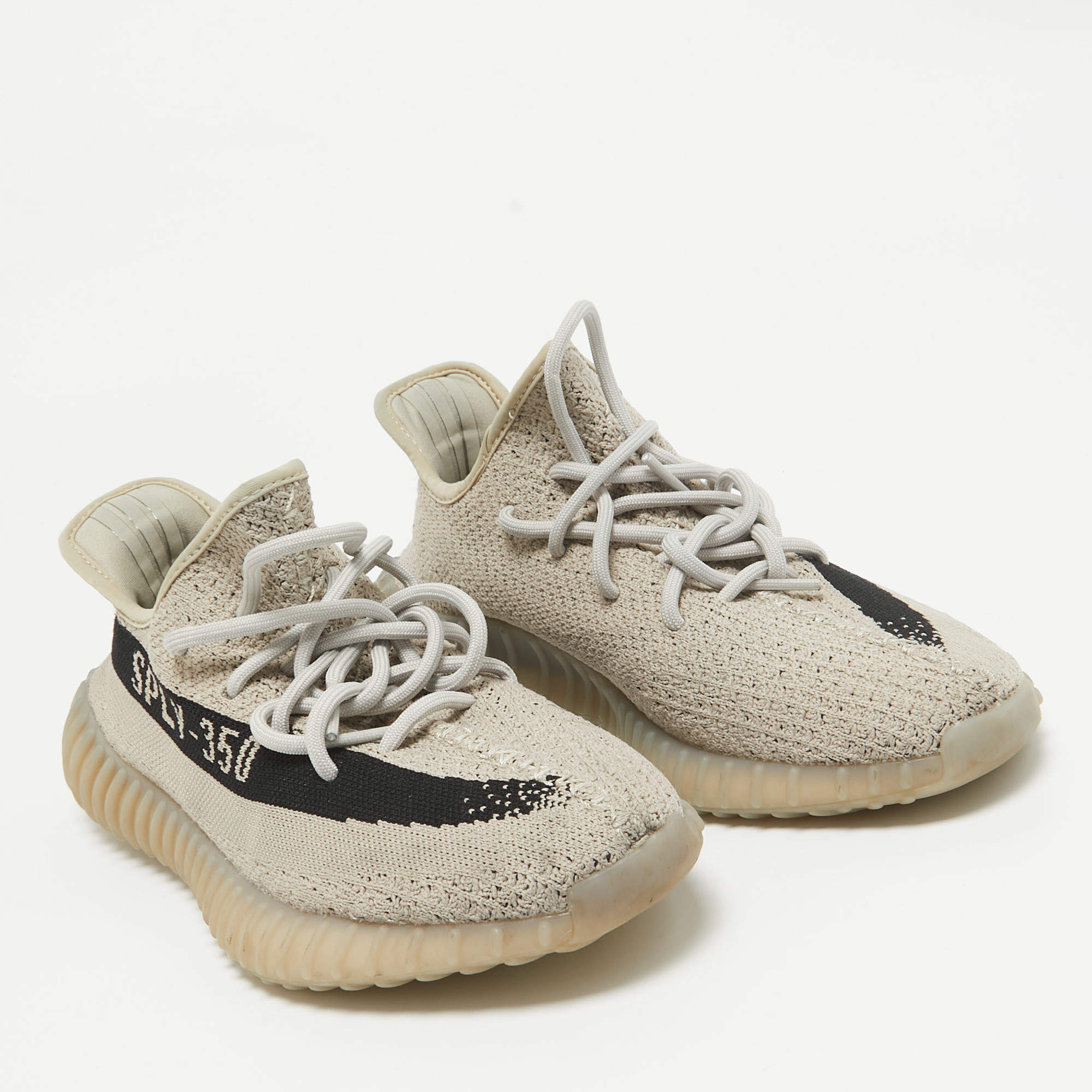 Yeezy 350 v2 x off white hotsell
