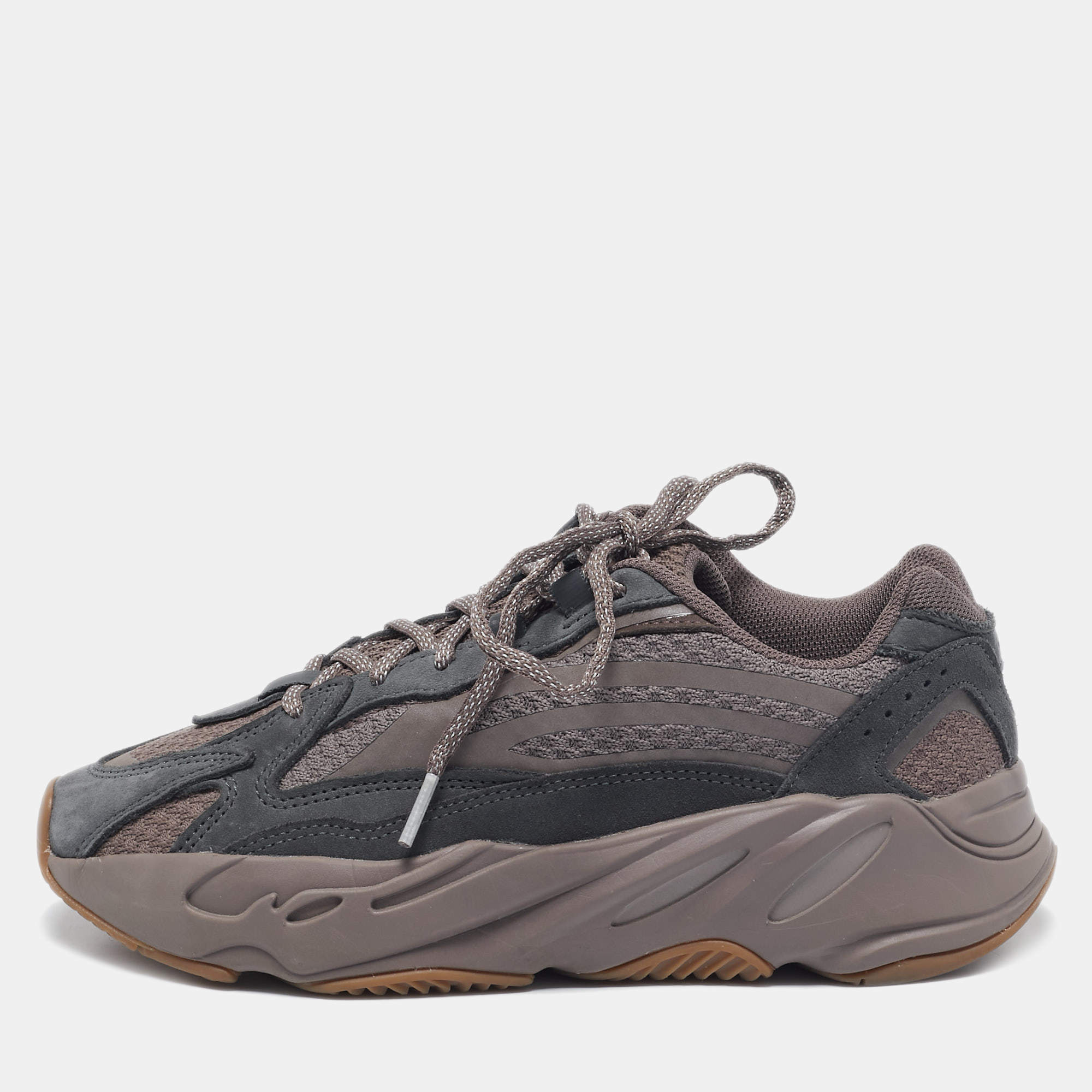 Yeezy x Adidas Grey Nubuck and Leather Boost 700 V2 Geode Sneakers Size 40 