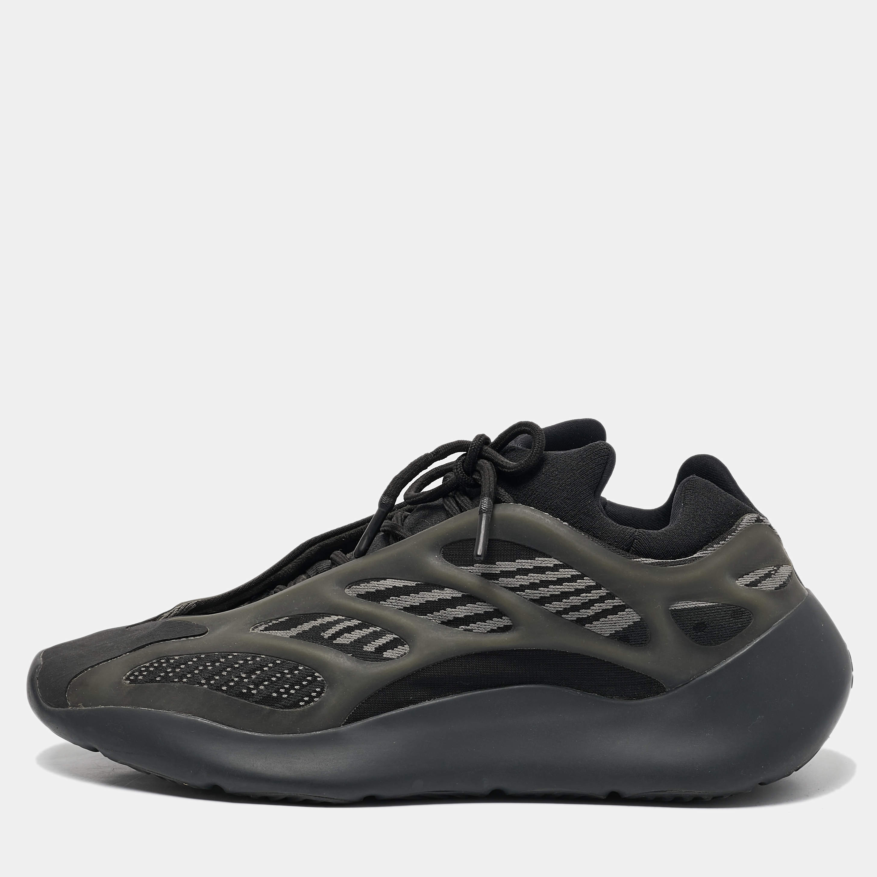 Yeezy x Adidas Black Mesh 700 V3 Alvah Sneakers Size 46 2/3