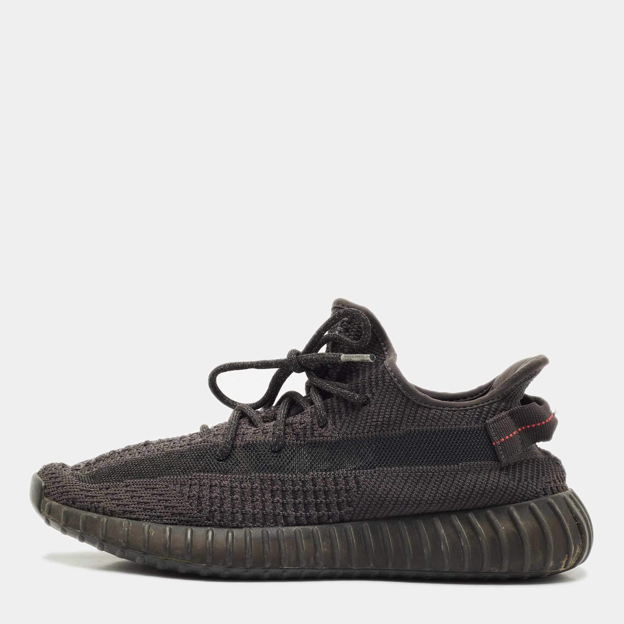 Yeezy x Adidas Black Knit Fabric Boost 350 V2 Black Cinder Low Top Sneakers Size 44 1/3