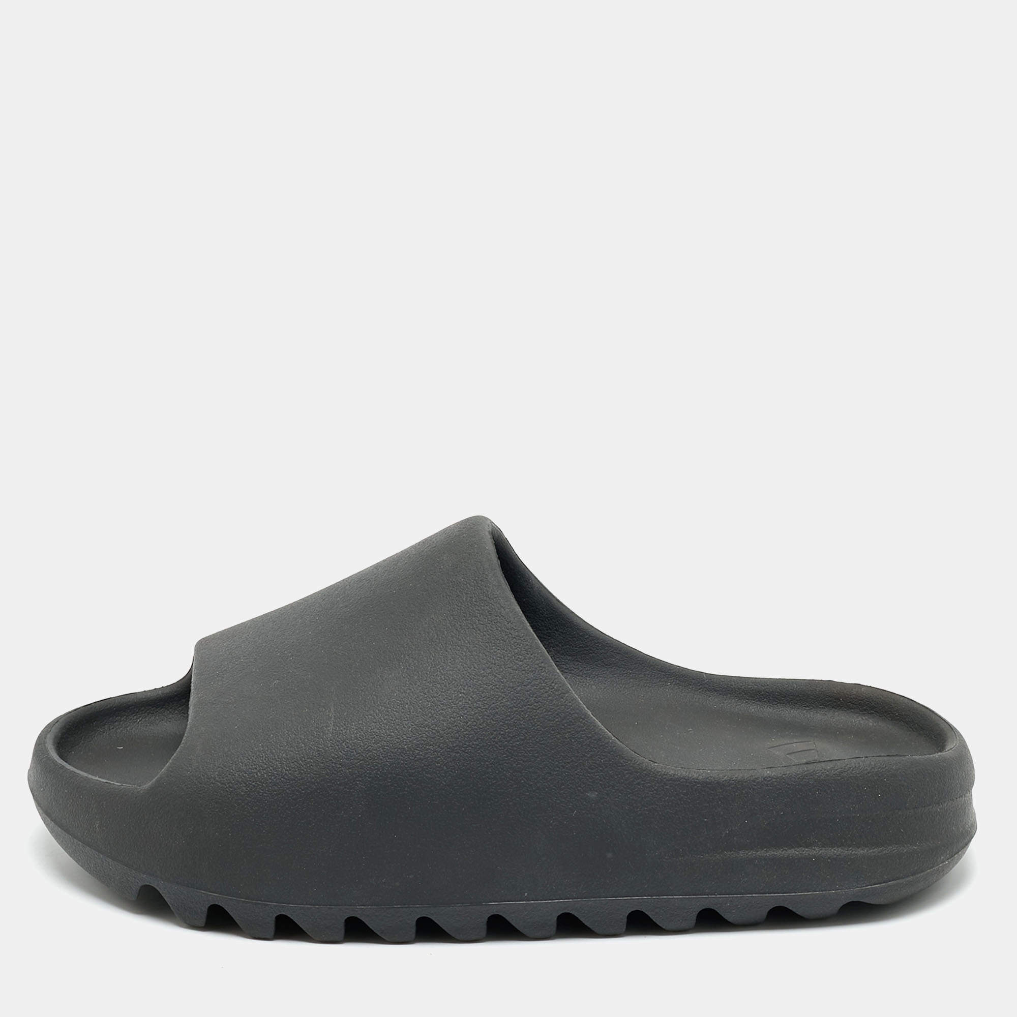 Yeezy x Adidas Black Rubber Onyx Slides Size 43