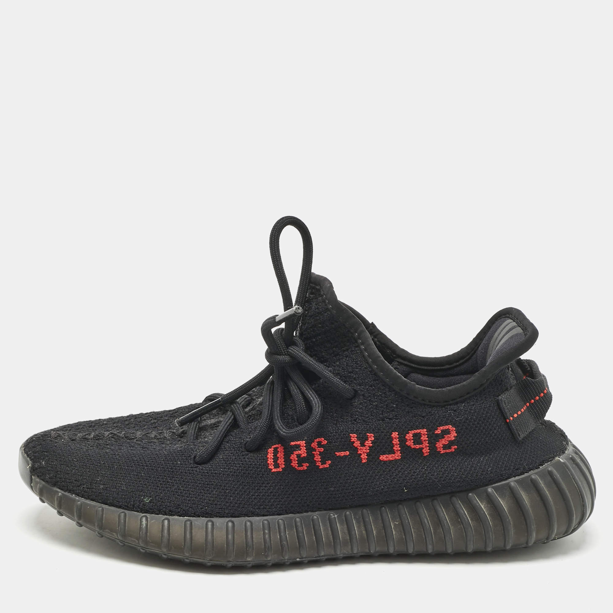 Pre Owned Yeezy x Adidas Black Knit Fabric Boost 350 V2 Black Red Sneakers 41 1/3