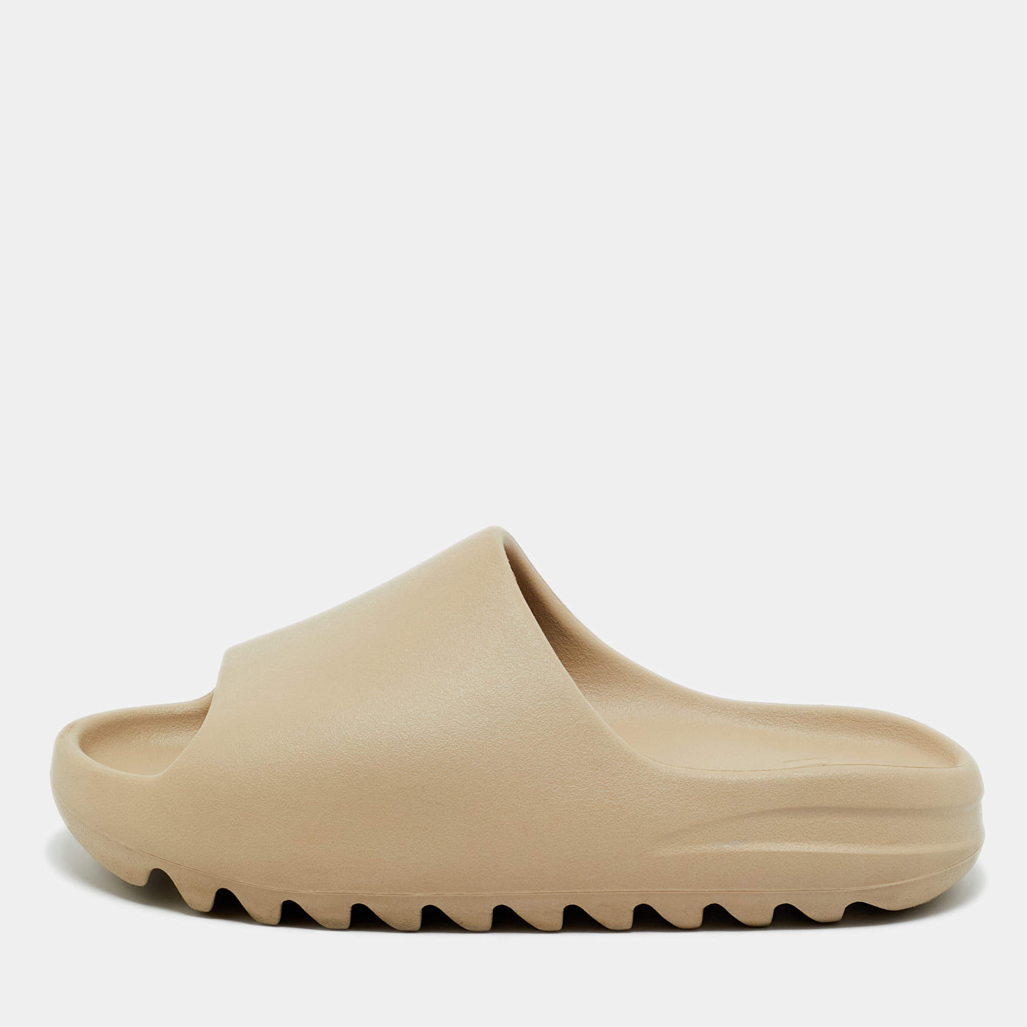 Pre Owned Yeezy x Adidas Beige Rubber Pure Slides Size 43