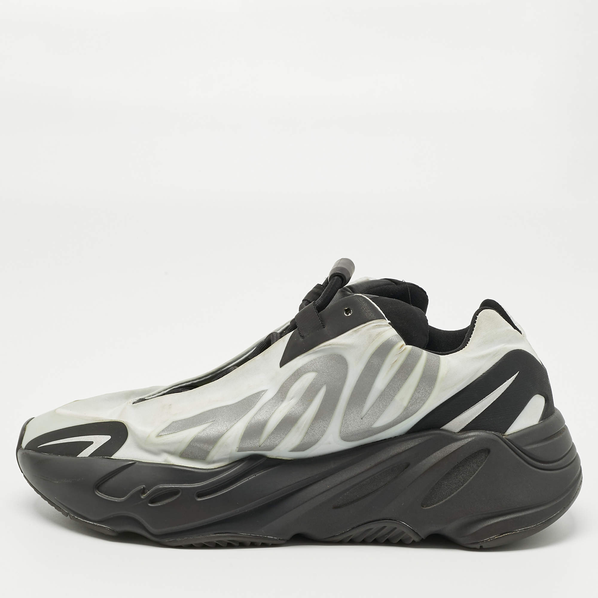 Pre Owned Yeezy x Adidas Off White/Black Nylon Boost 700 MNVN Low Top Sneakers Size 38