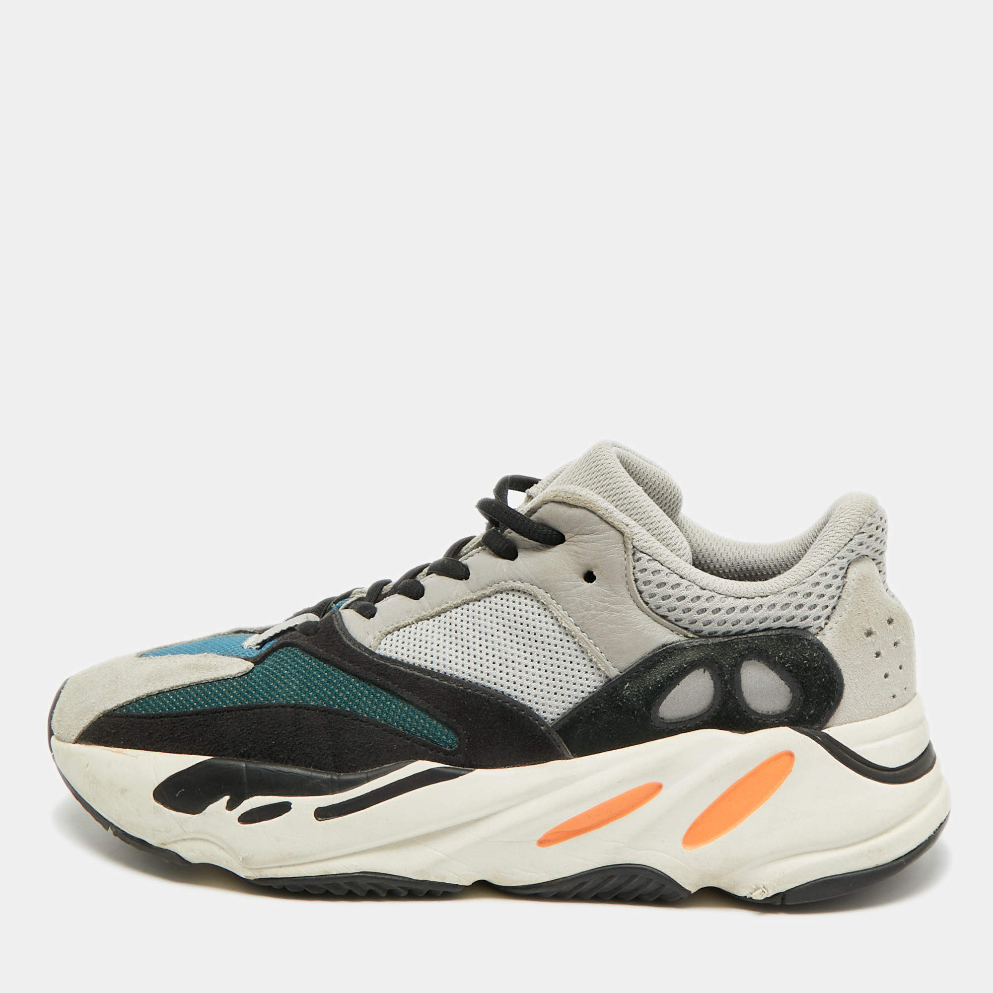 Pre Owned Yeezy x Adidas Boost 700 Size 44 Multicolor Mesh Suede Wave Runner Low Top Sneakers