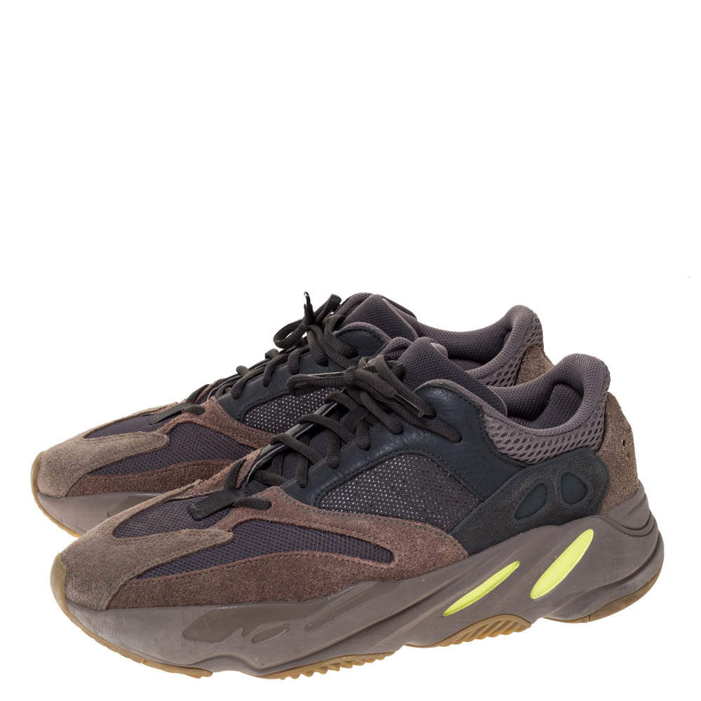 yeezy 709 mauve