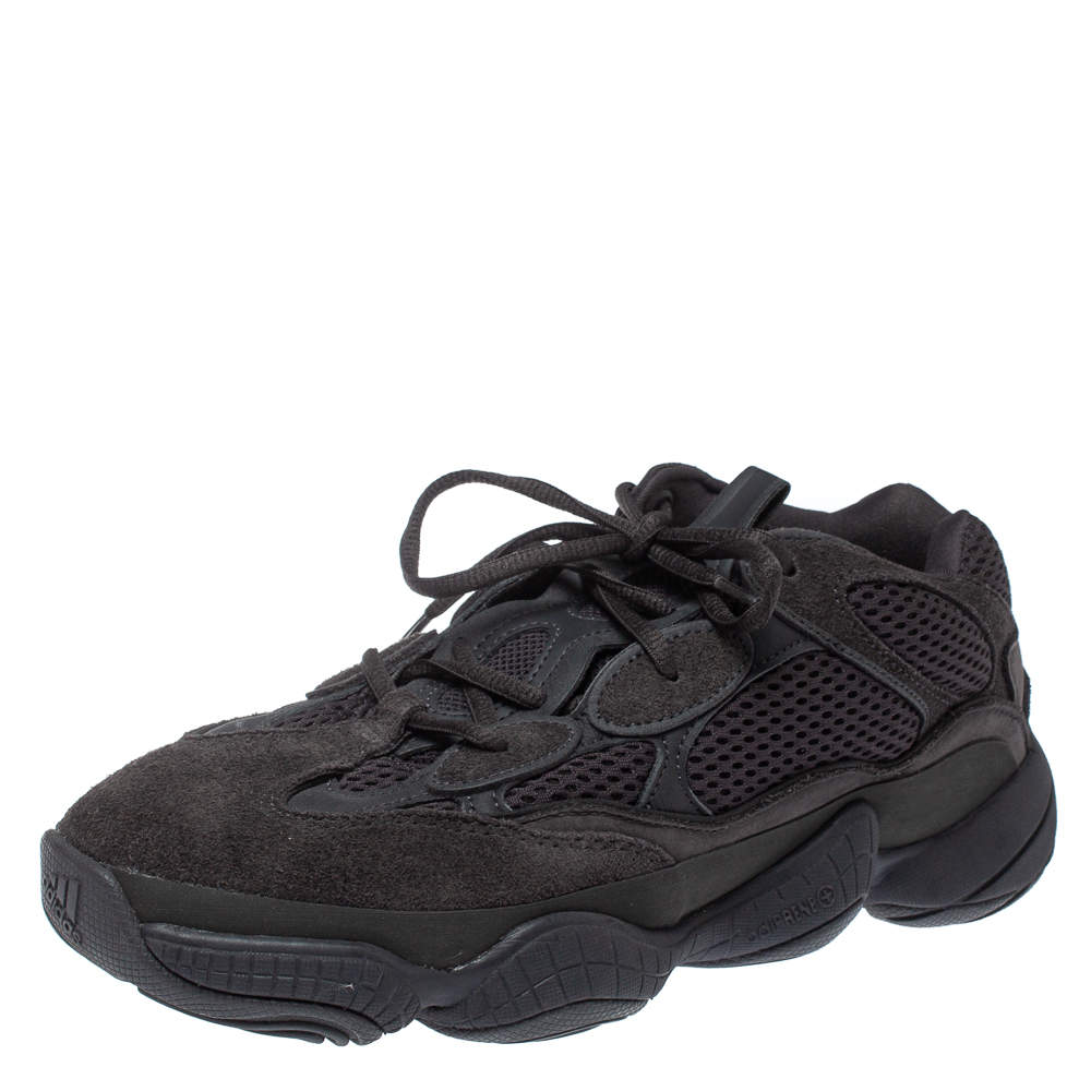 Pre Owned حذاء رياضي ييزي  x أديداس "500 يوتيليتي" سويدي و جلد و شبك أسود مقاس 42