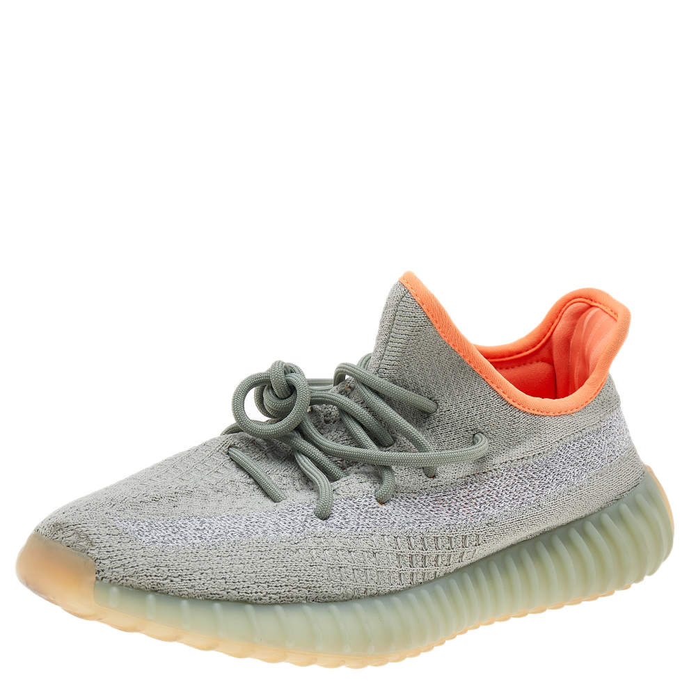 مملوكة مسبقًا حذاء رياضي ييزي × أديداس منخفض من أعلى بوست 350 في2 ديزرت سيغ قماش تريكو رمادي/ أخضر مقاس 40 2/3