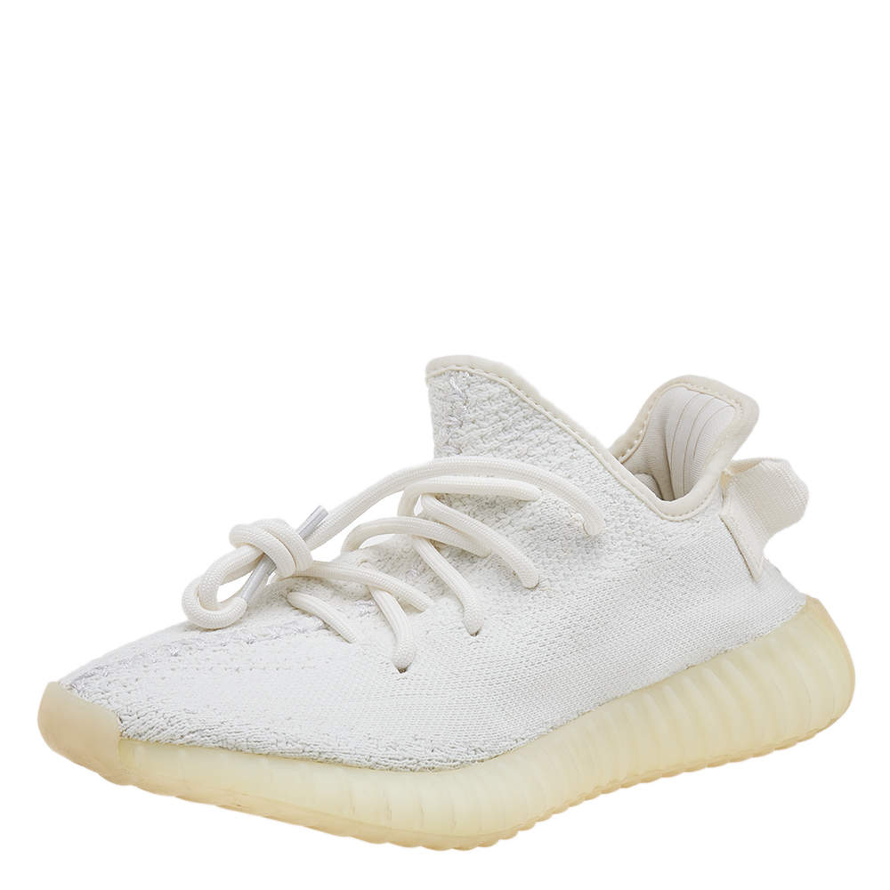 Pre Owned حذاء رياضي ييزي x أديداس بوست 350 ڨي2 تريبل وايت قماش تريكو أبيض مقاس 37 1/3 