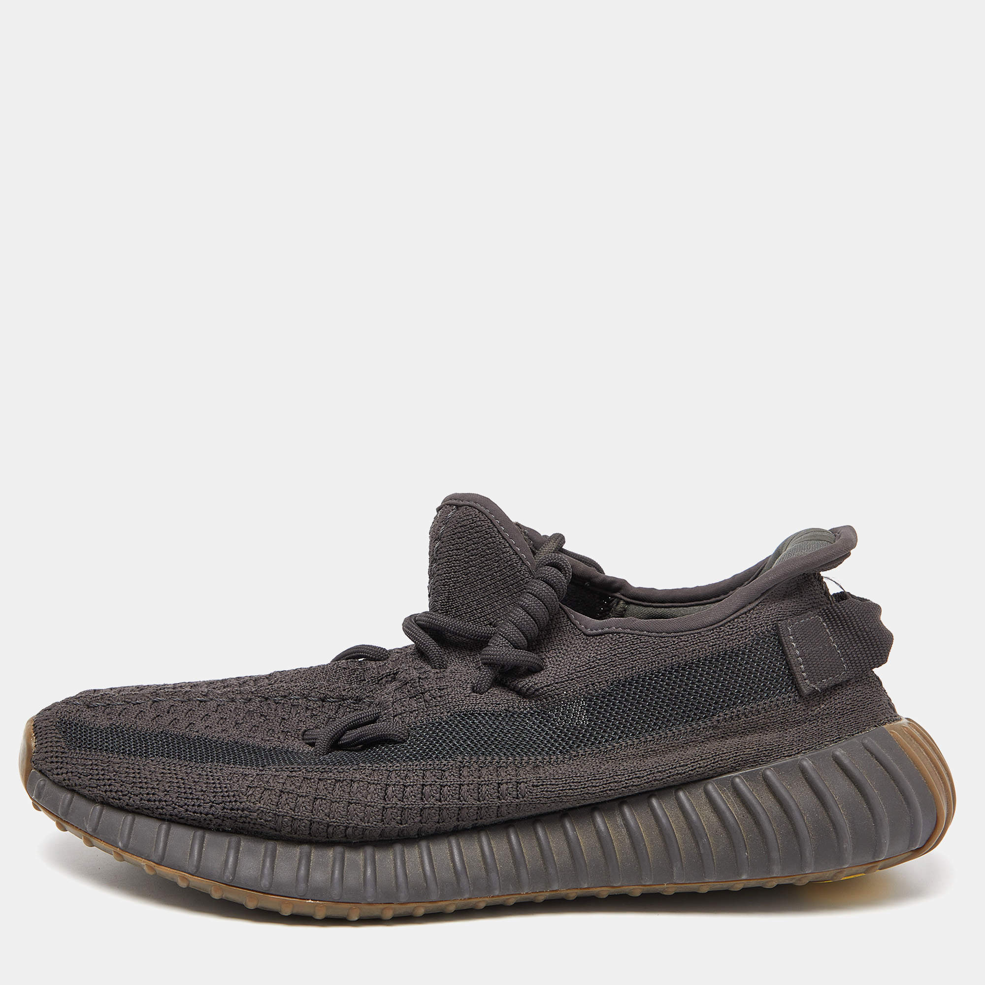 Pre Owned Yeezy x Adidas Grey Knit Fabric Boost 350 V2 Cinder Sneakers Size 43 1/3