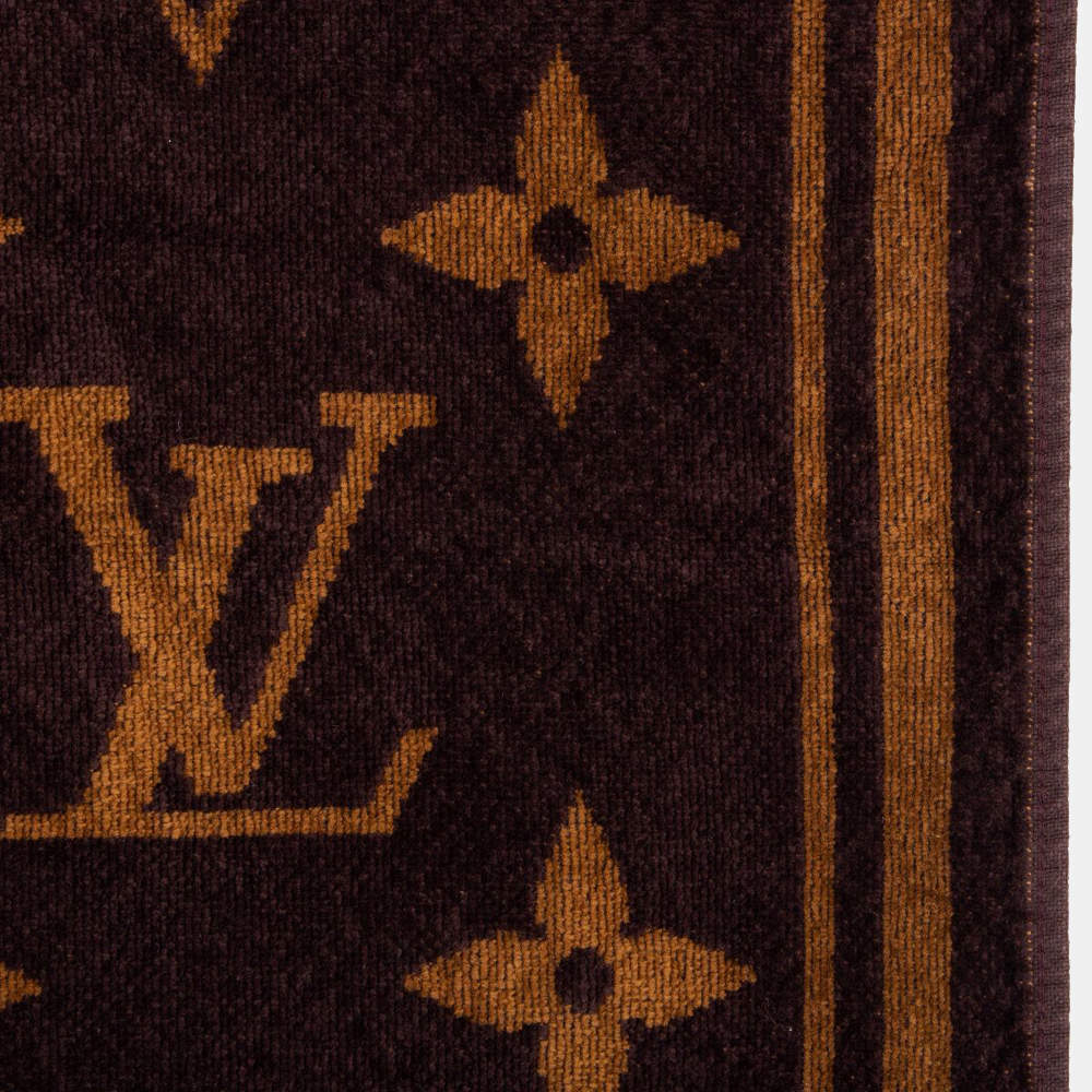 Products by Louis Vuitton: Monogram Classic Beach Towel - Wishupon