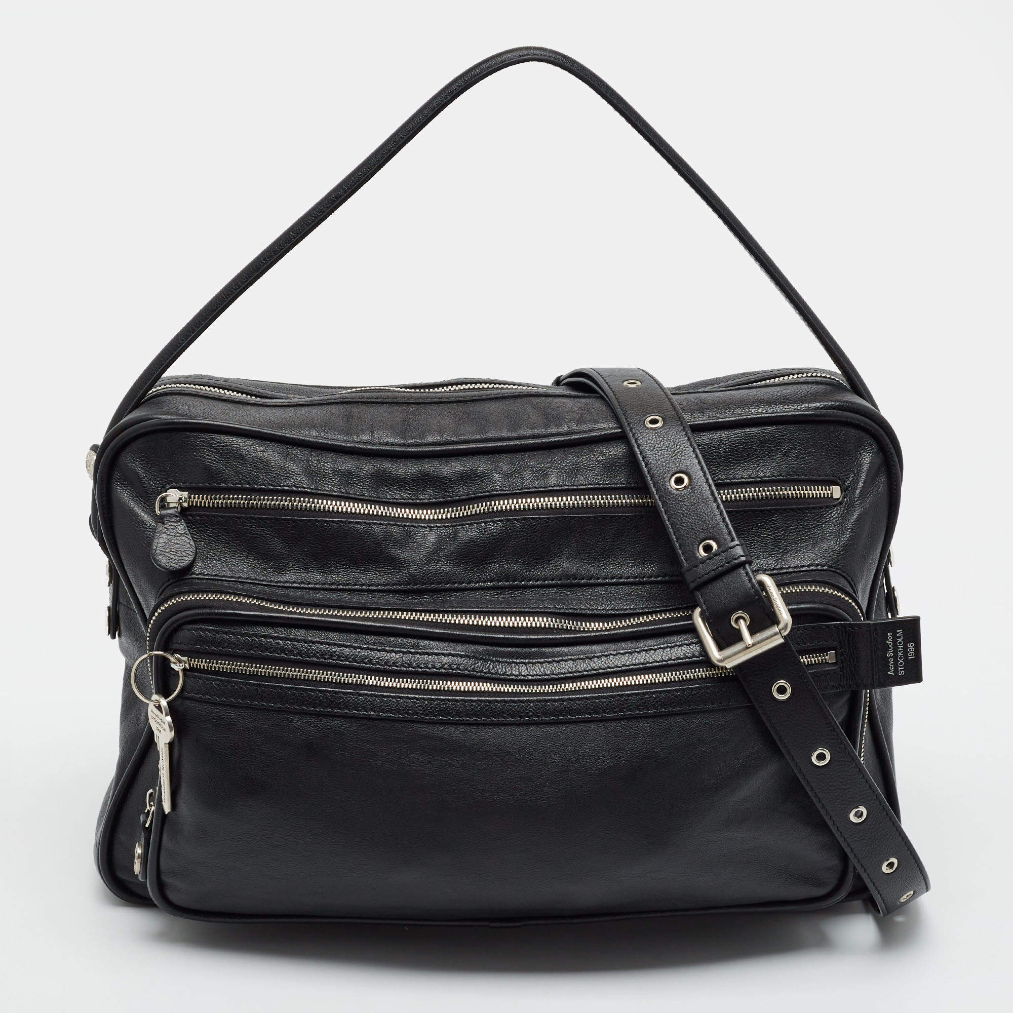 مملوكة مسبقًا Acne Studios Camero Camera Black Leather Shoulder Bag