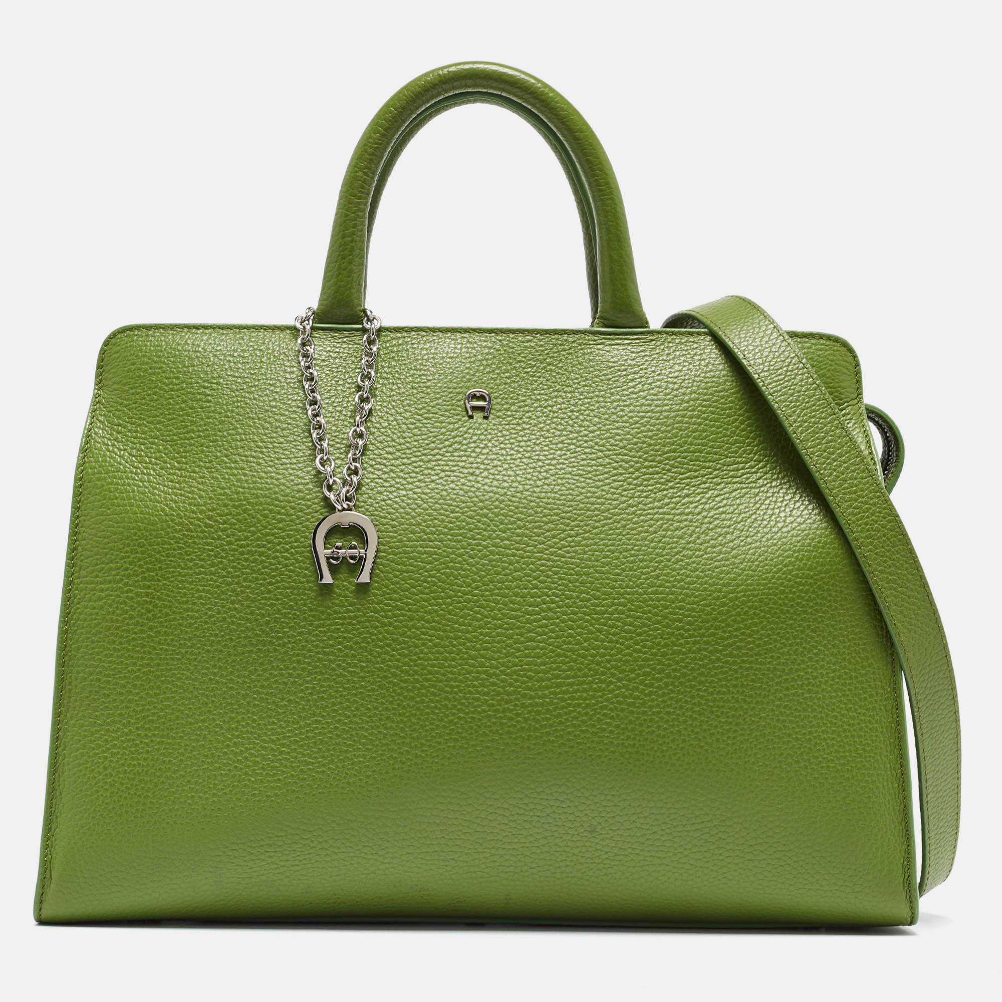 Pre Owned Aigner Apple Green Leather Medium Cybill Tote