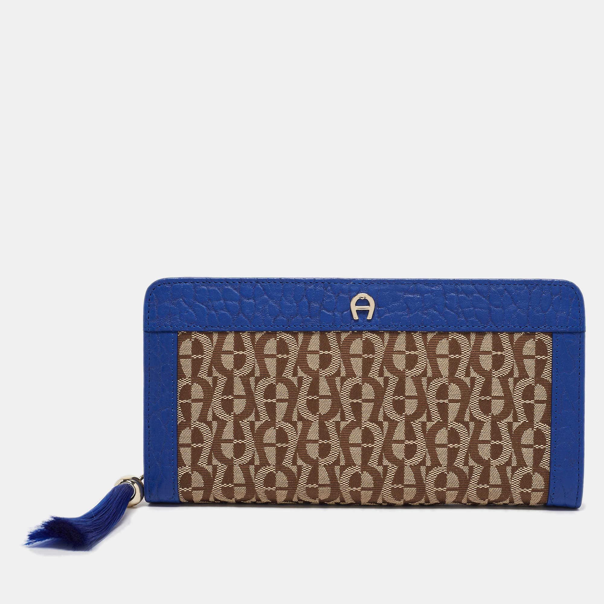 Pre Owned Aigner Beige/Indigo Monogram Canvas and Leather Cavallina assel Continental Wallet