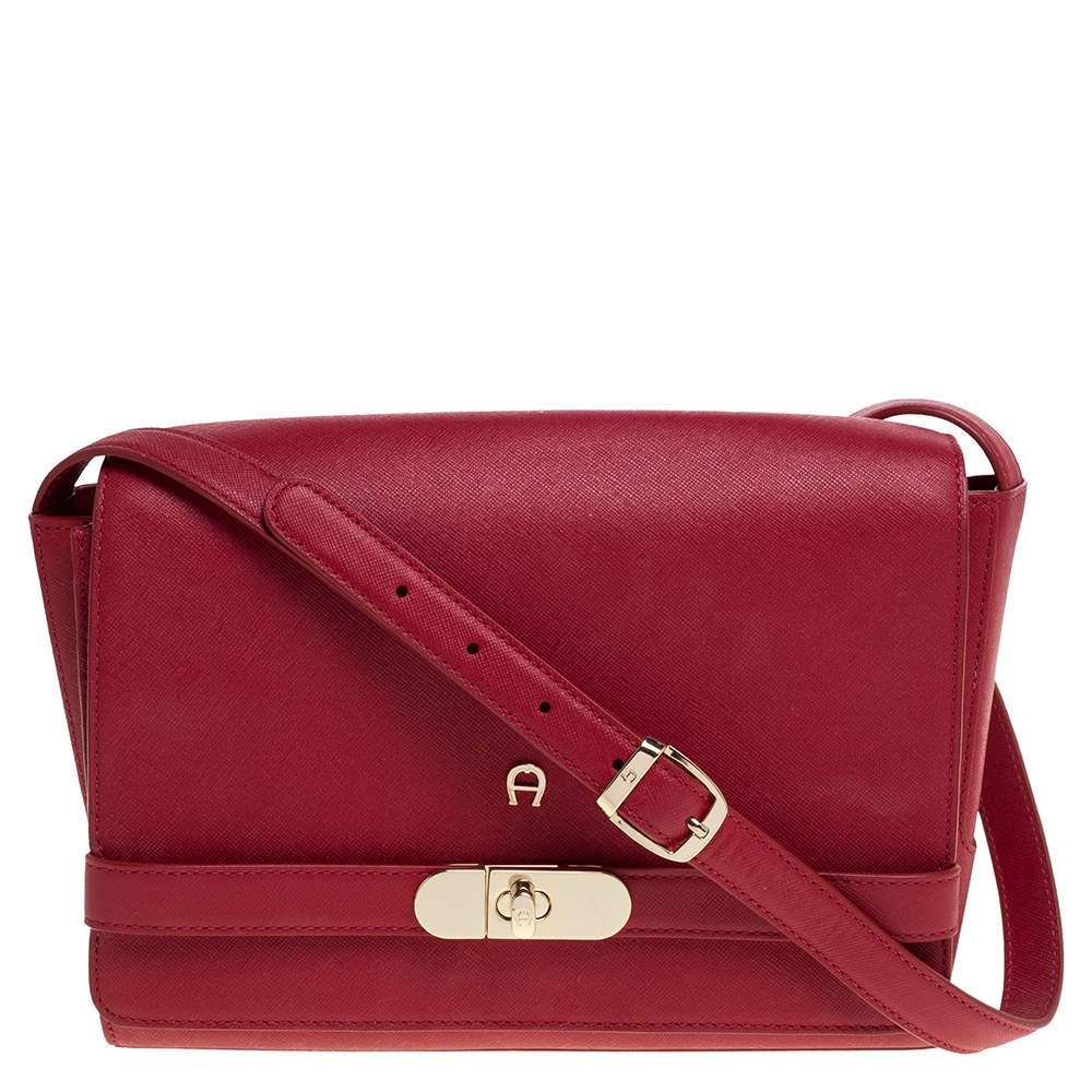 Aigner Red Leather Shoulder Bag Aigner | The Luxury Closet