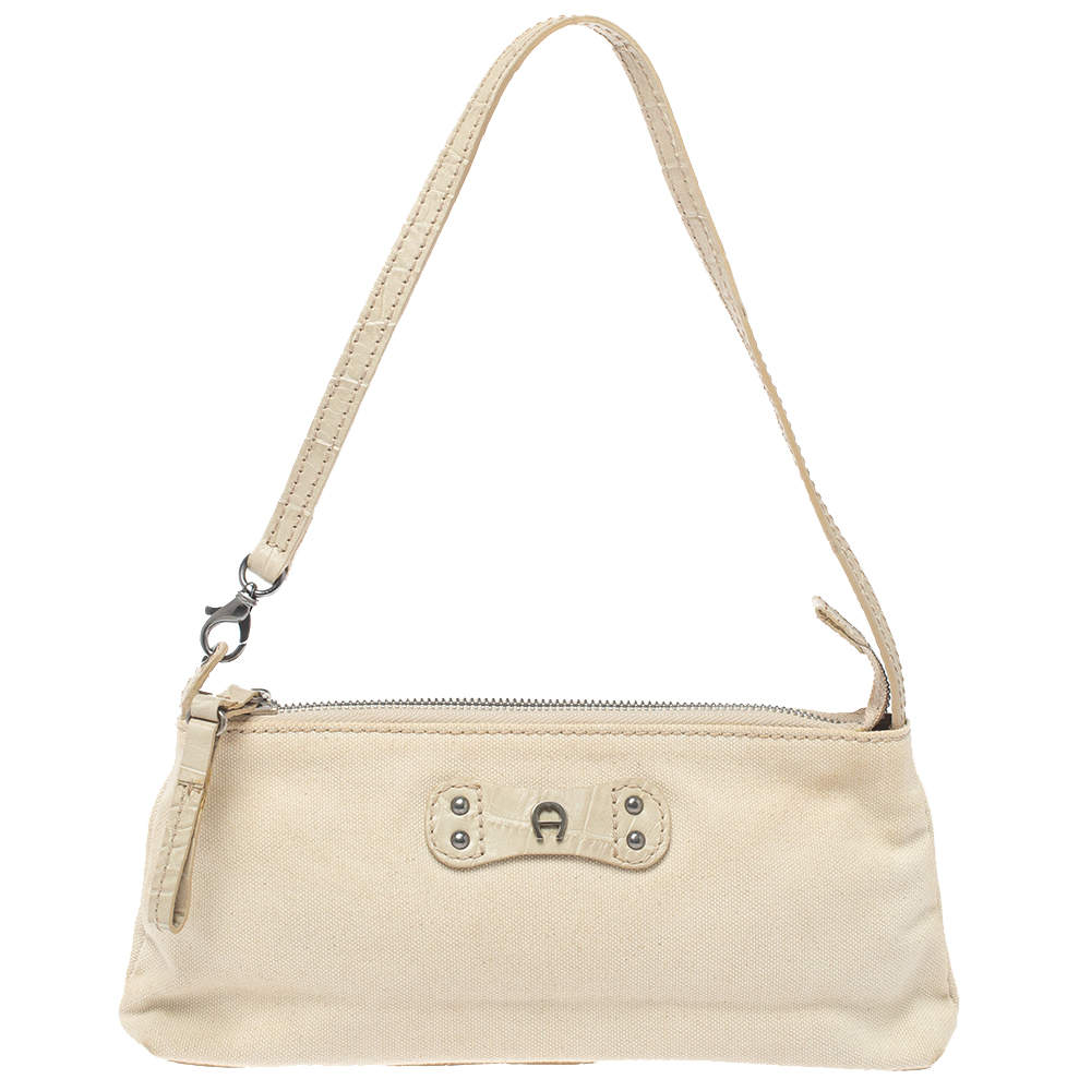 Pre Owned Aigner Vanilla  Croc Embossed Leather Baguette Shoulder Bag