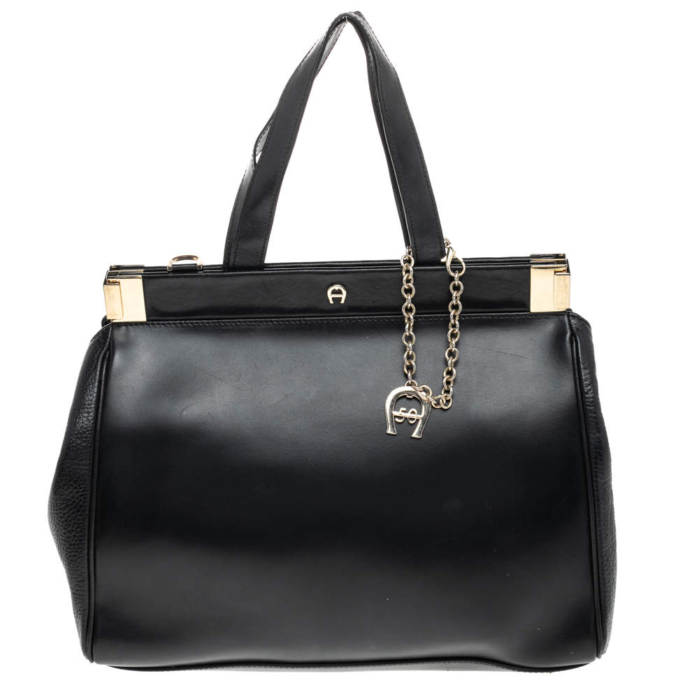 Pre Owned Aigner Black Leather Chain Tote