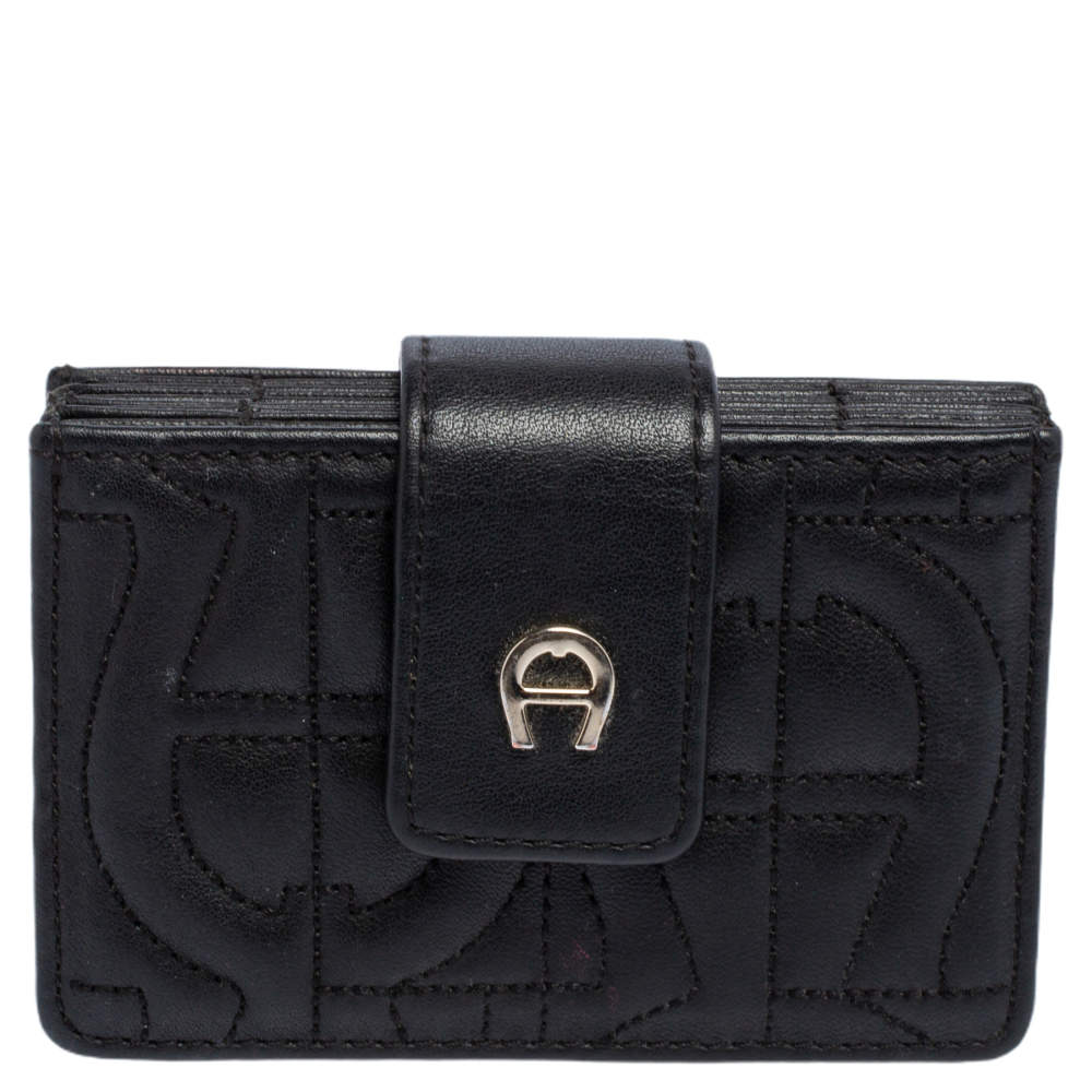 Pre Owned Aigner Black Quilted Leather Genoveva Card Holder