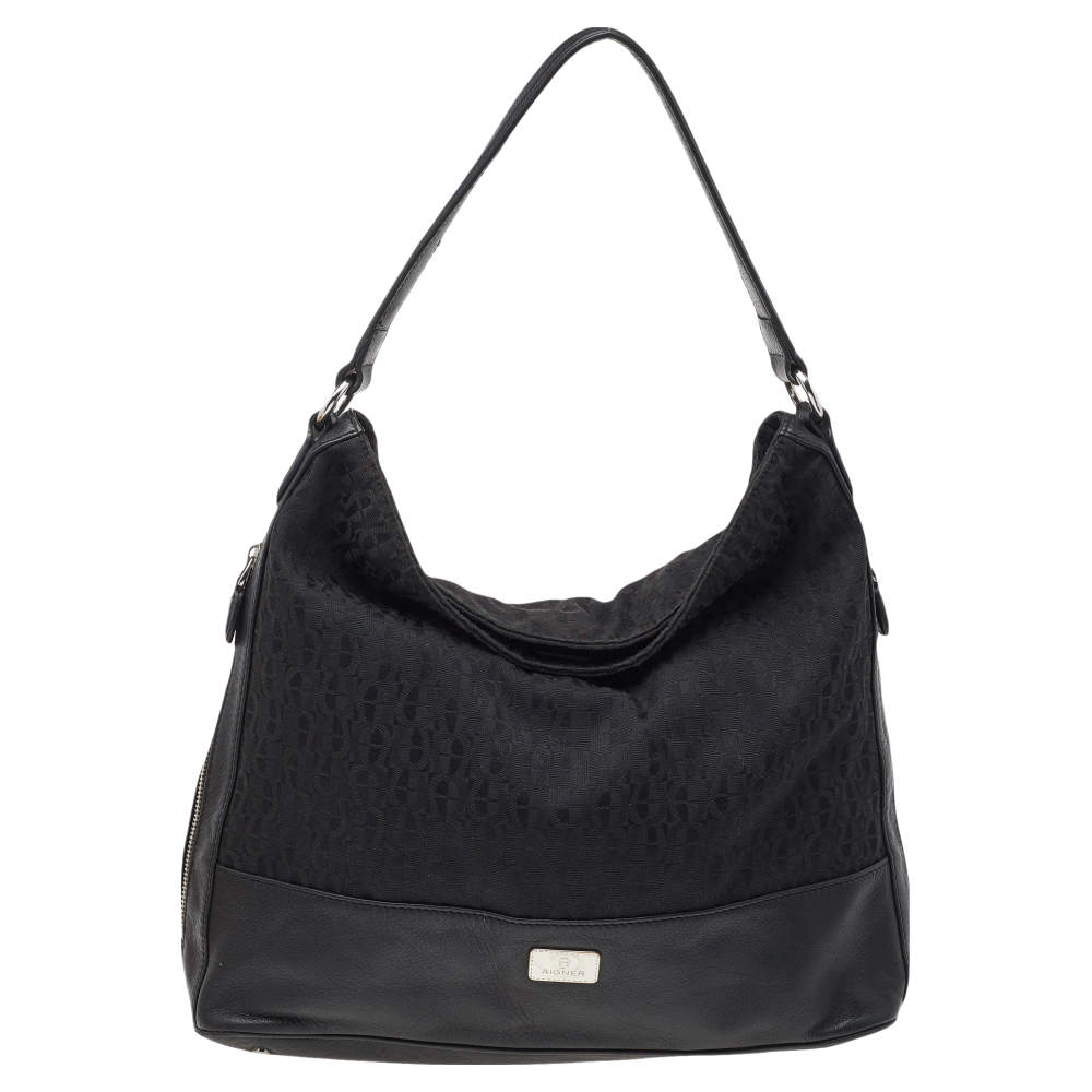 Pre Owned Aigner Black Signature Canvas and Leather Shoulder Bag