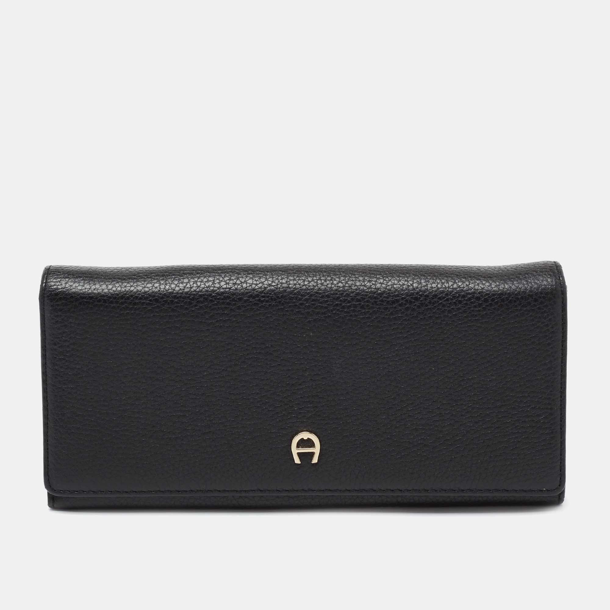 Pre Owned Aigner Black Leather Flap Continental Wallet
