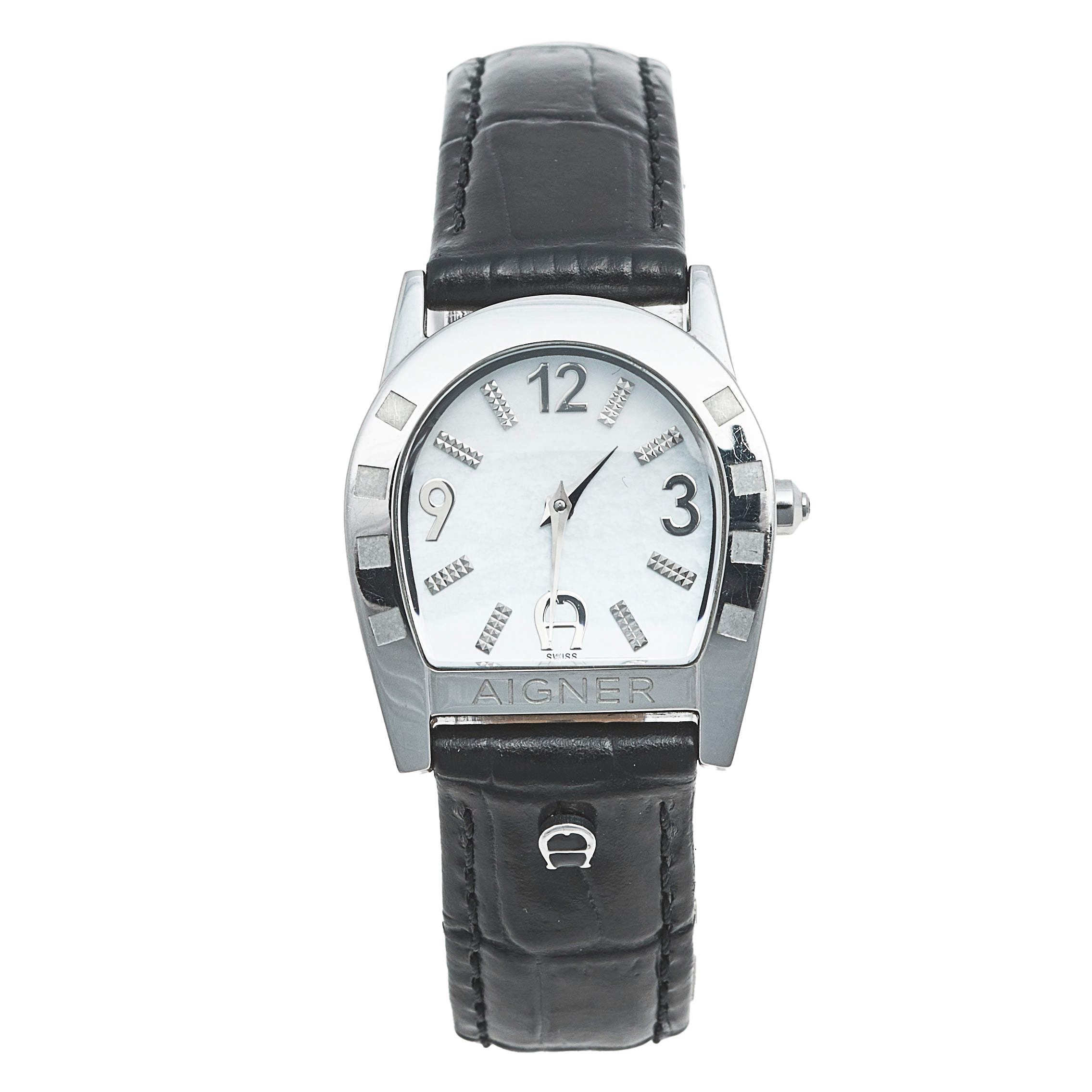 Pre Owned Aigner Mother of Pearl Stainless Steel Leather Asti A32200 Women's Wristwatch 26 mm