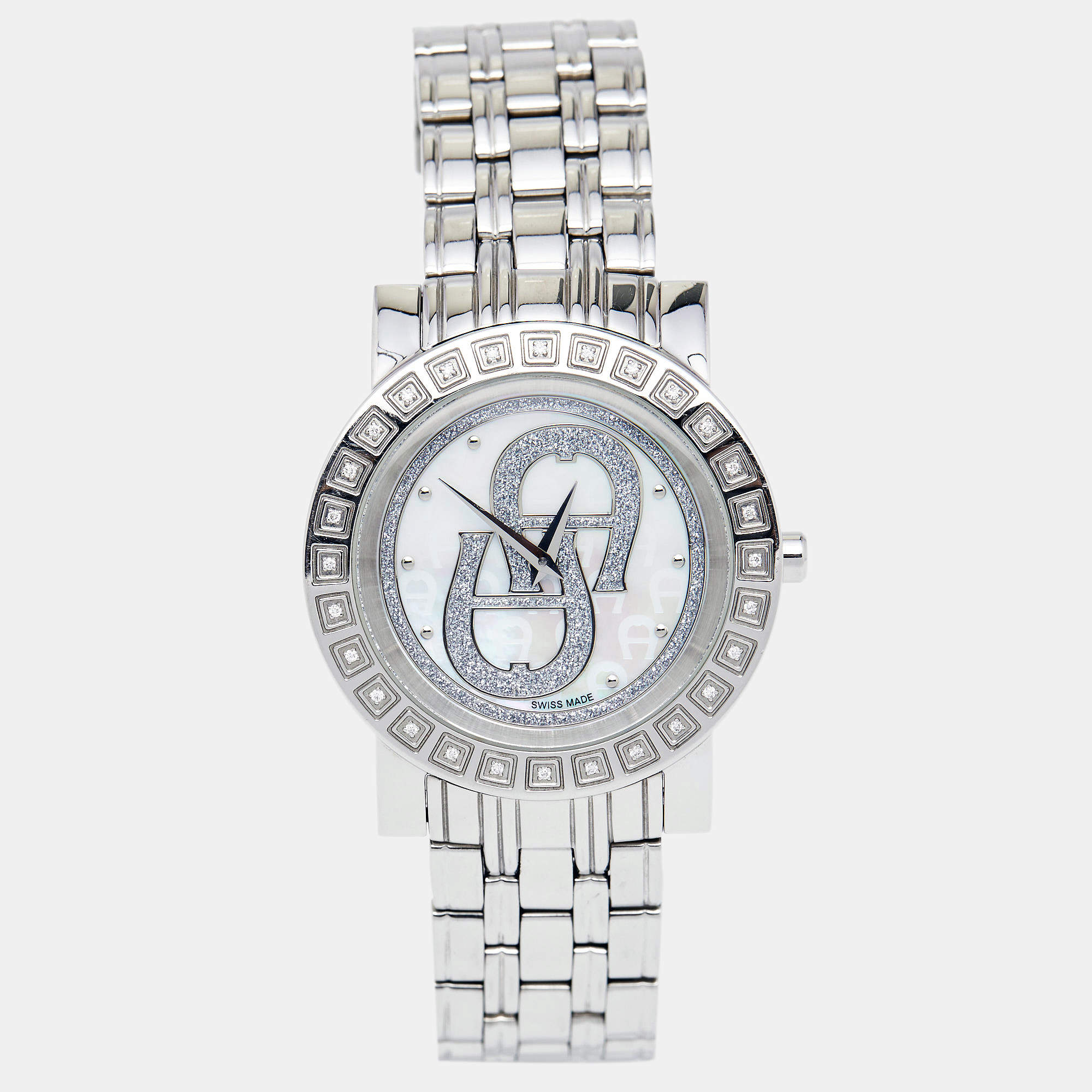 Pre Owned Aigner Mother of Pearl Stainless Steel Cortina A26300 Women's Wristwatch 36 mm