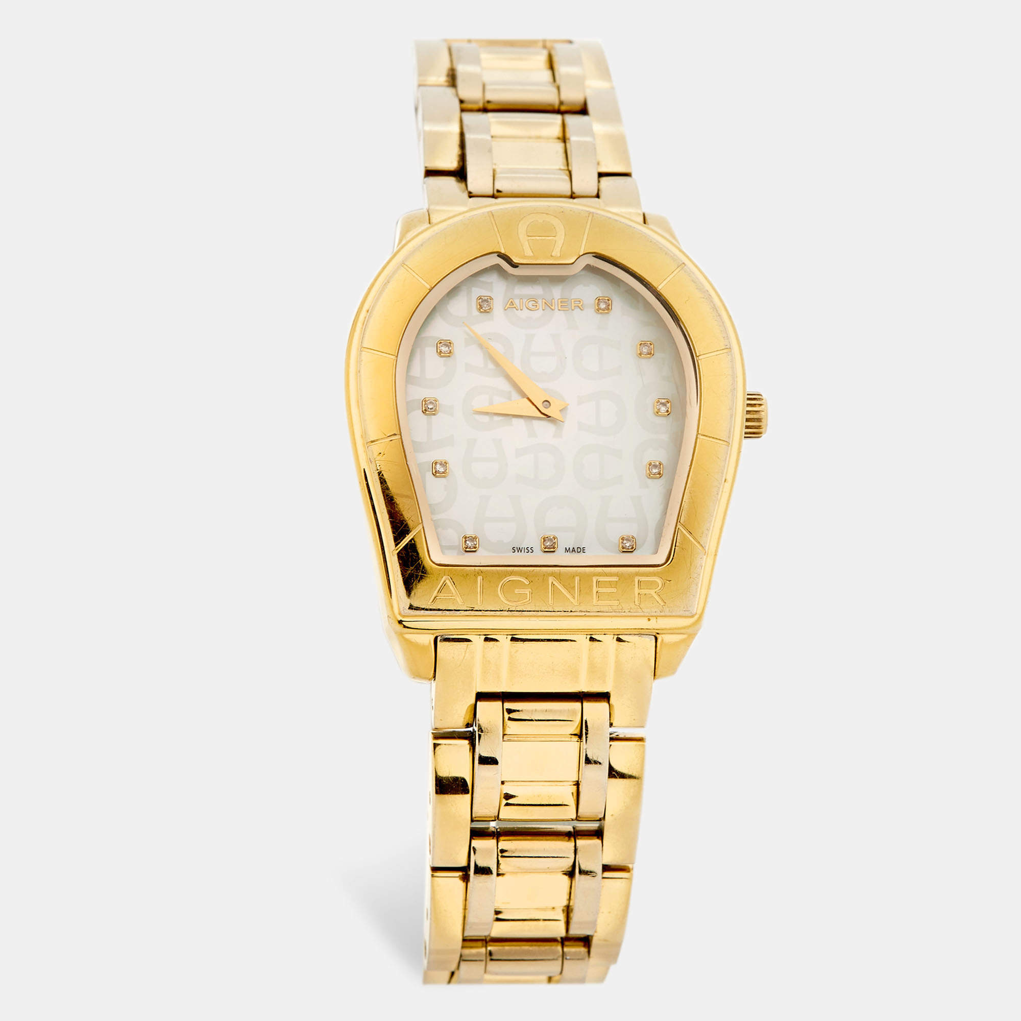 Pre Owned Aigner Mother of Pearl Gold Plated Stainless Steel Verona A48100 Women's Wristwatch 33 mm