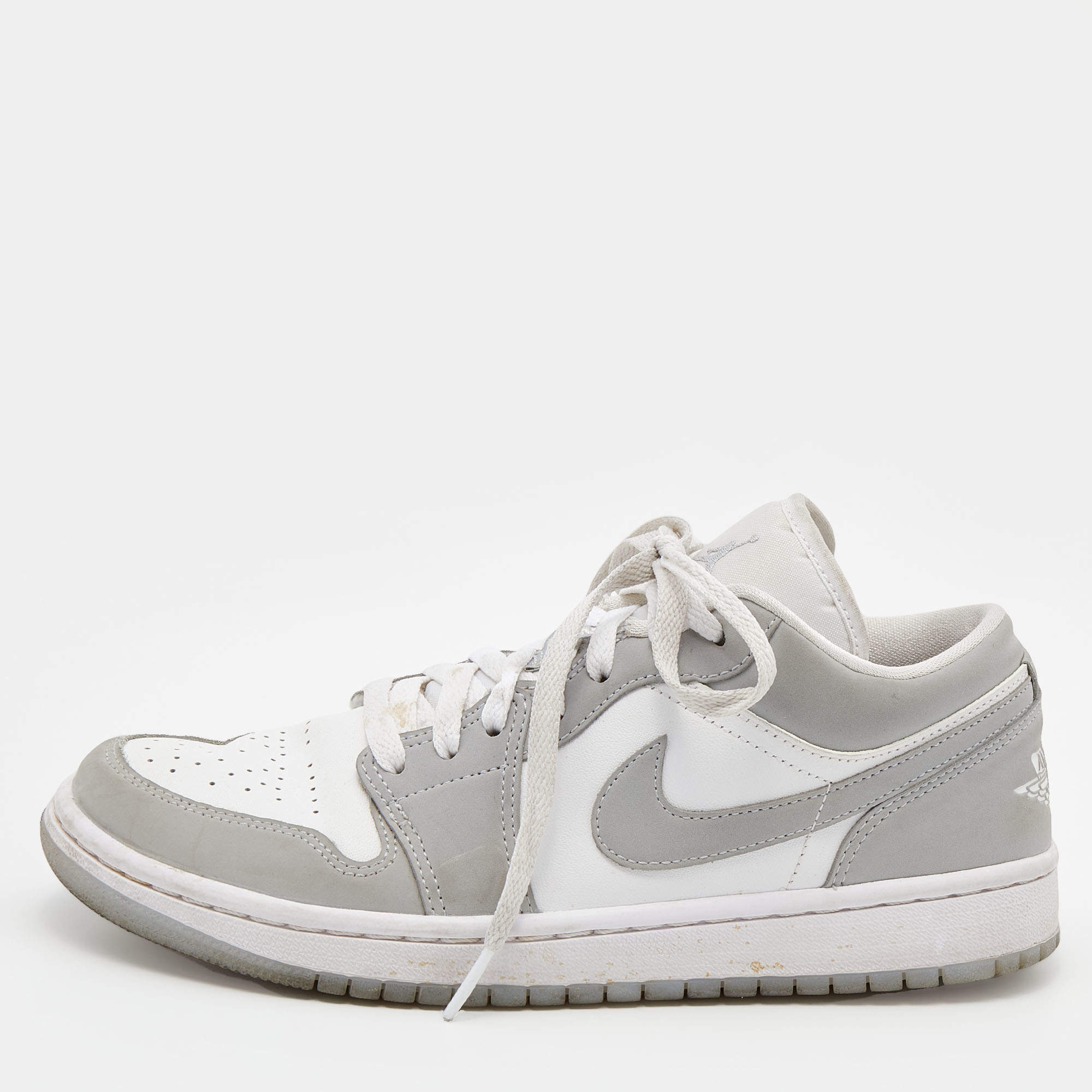 Pre Owned Air Jordan White/Grey Leather Air Jordan 1 Low Top Sneakers Size 40