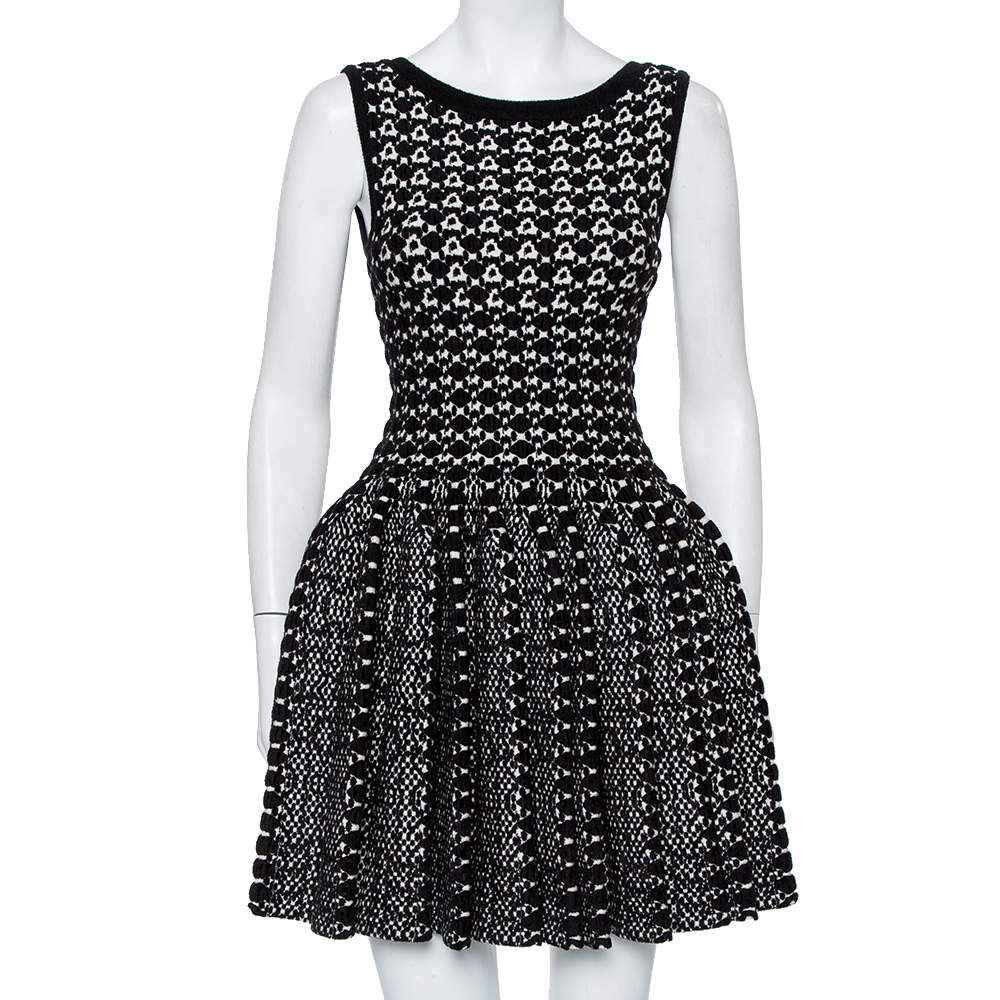 Pre Owned Alaia Monochrome Chunky Knit Sleeveless Skater Dress M
