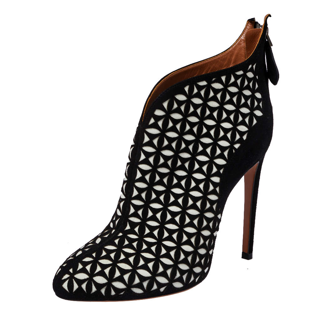Pre Owned Alaia Black/White Floral Cut Out Suede Booties Size 38.5