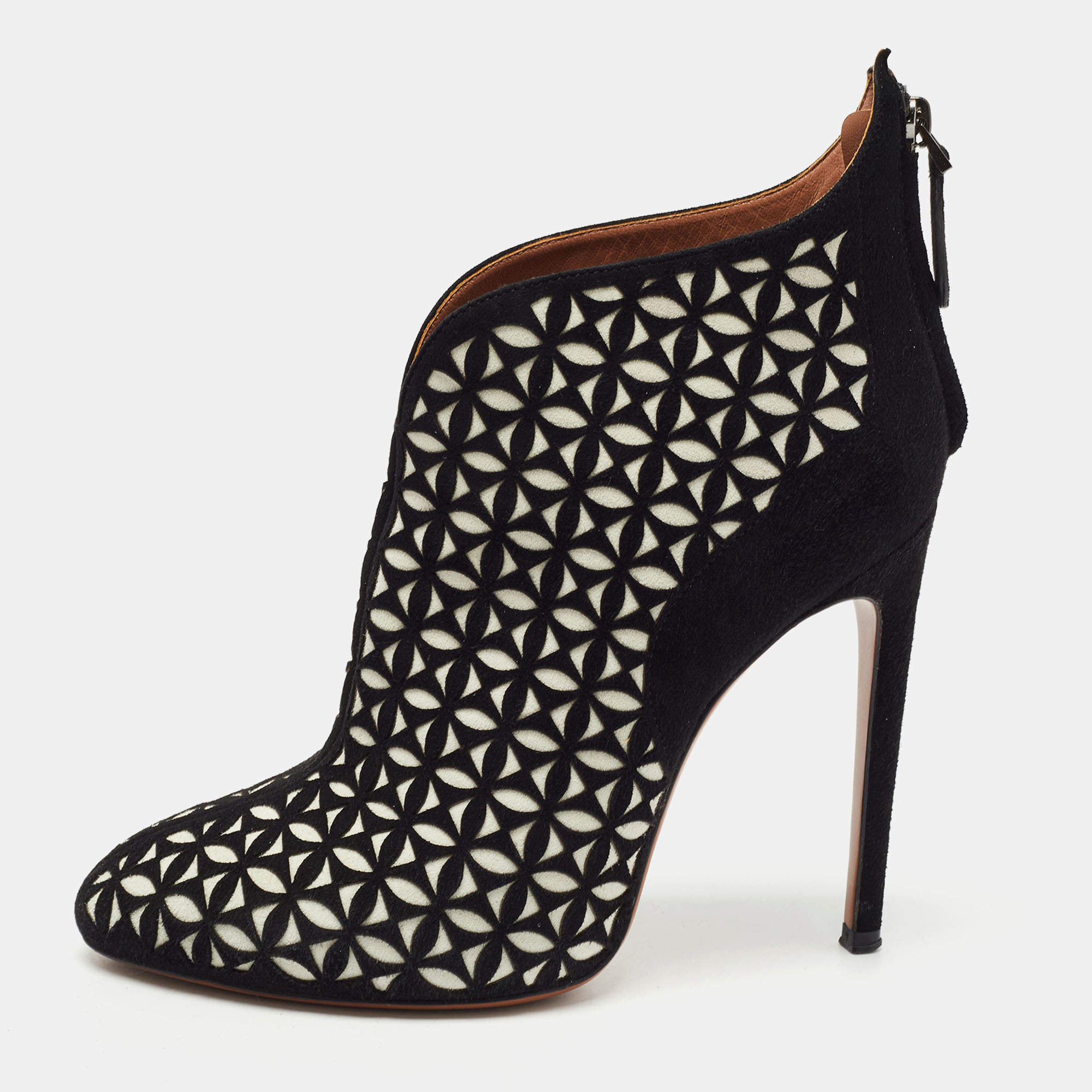 Pre Owned Alaia Black/White Floral Cut Out Suede Booties Size 38.5