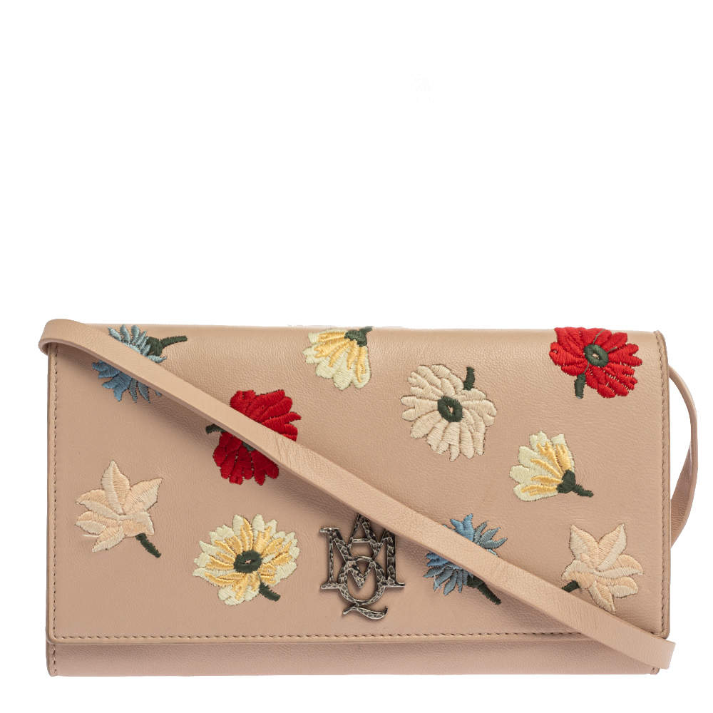 Pre Owned Alexander McQueen Beige Leather Insignia Crossbody Bag