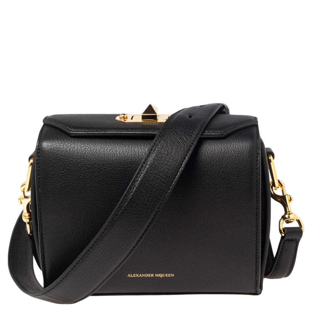 Pre Owned Alexander McQueen Black Leather Box 19 Shoulder Bag