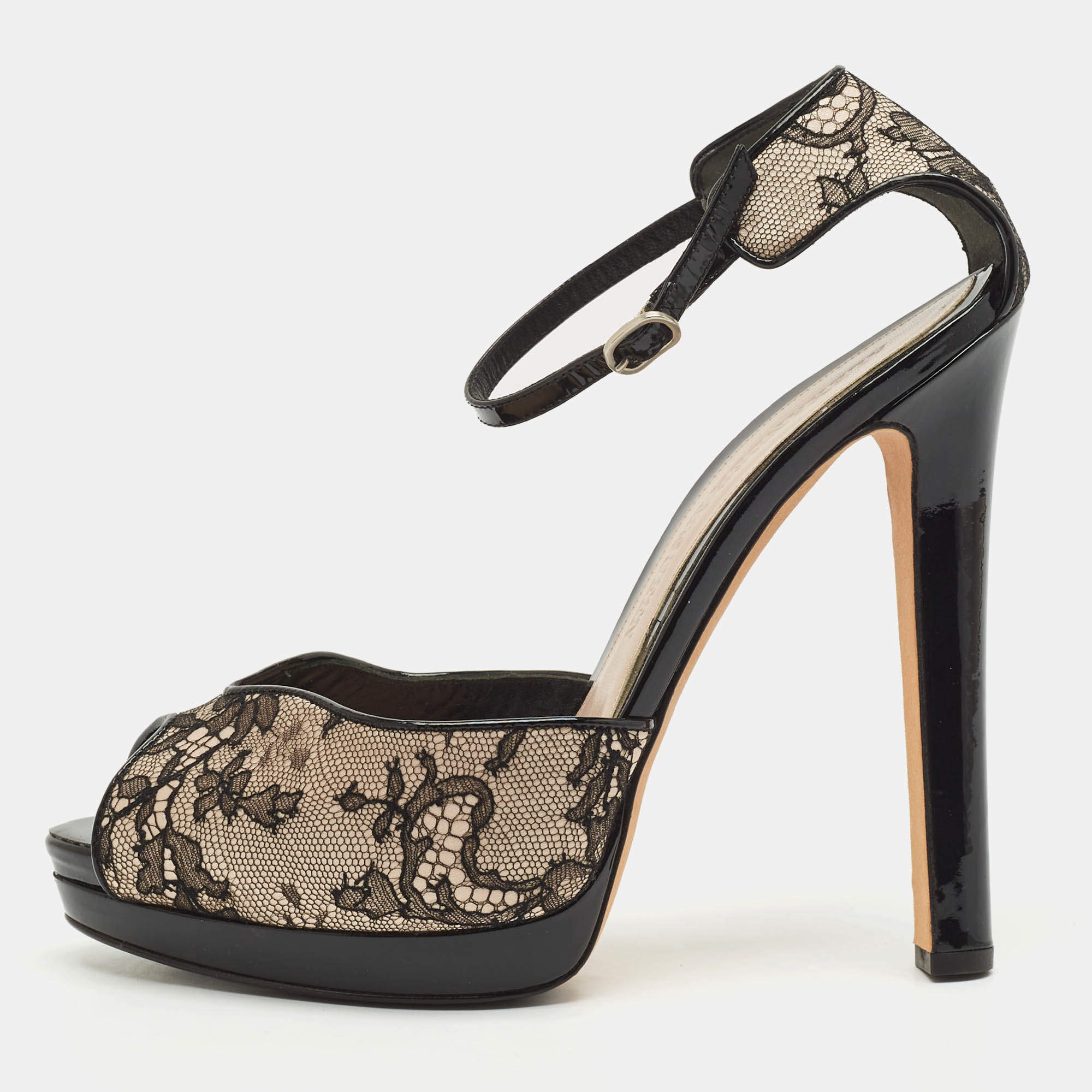 Alexander McQueen Black/Beige Lace and Patent Leather Platform Sandals Size 40