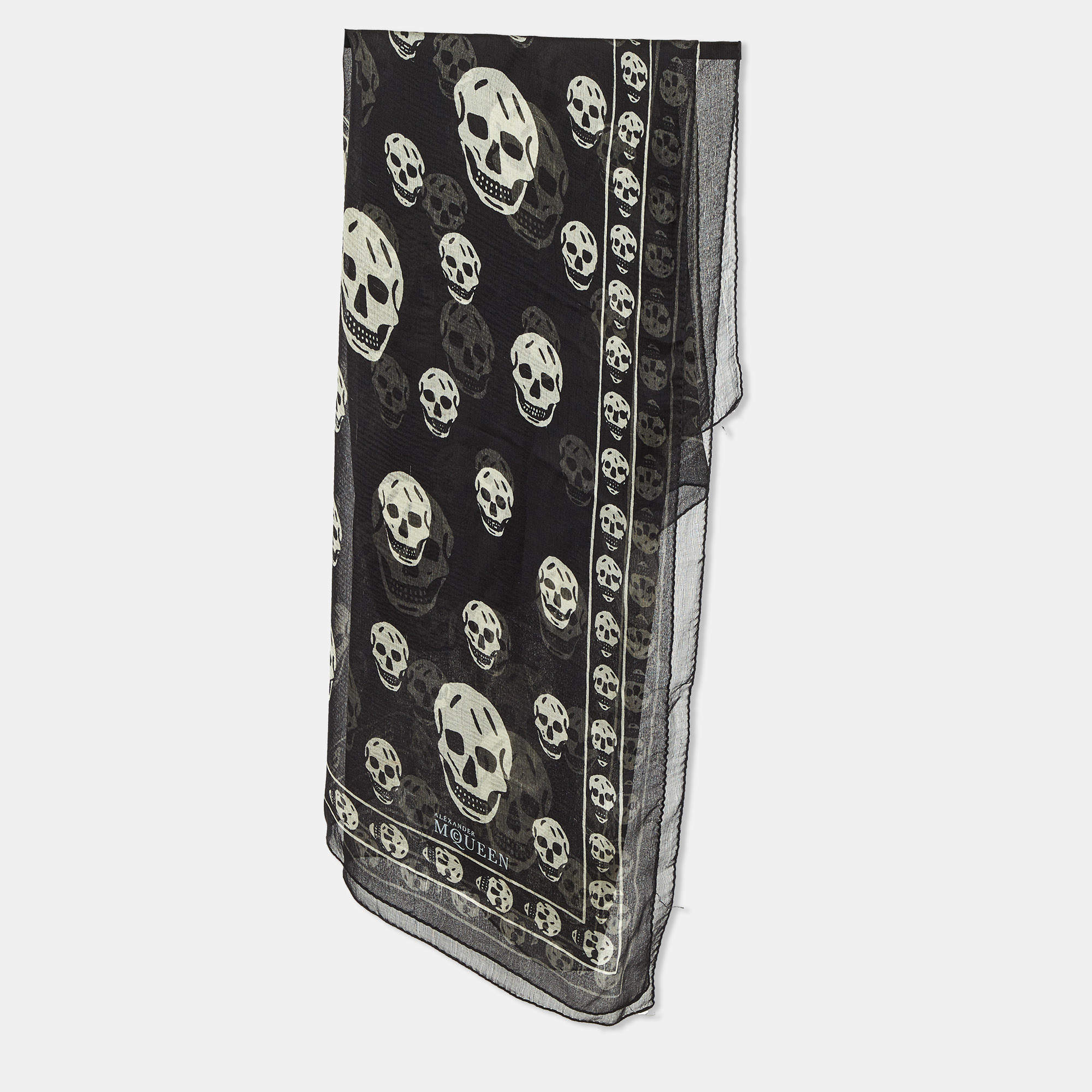 Pre Owned Alexander McQueen Black Skull Printed Modal & Silk Scarf