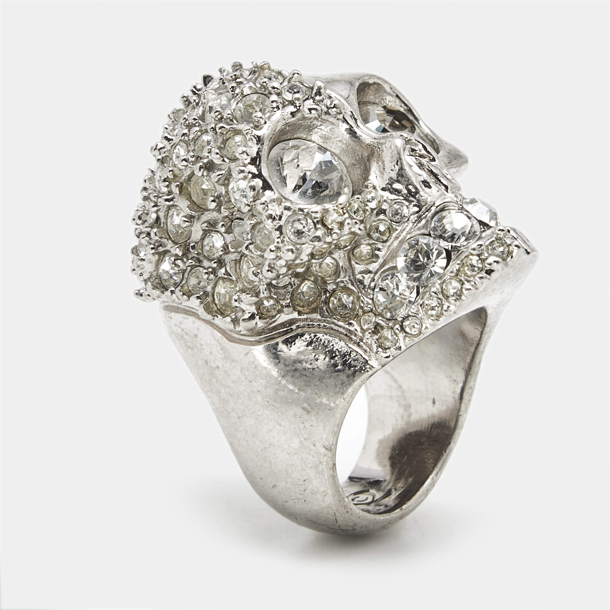 Alexander McQueenチェーンスカルリング New Alexander McQueen Queen Skull 3D Head Logo Black Crystal