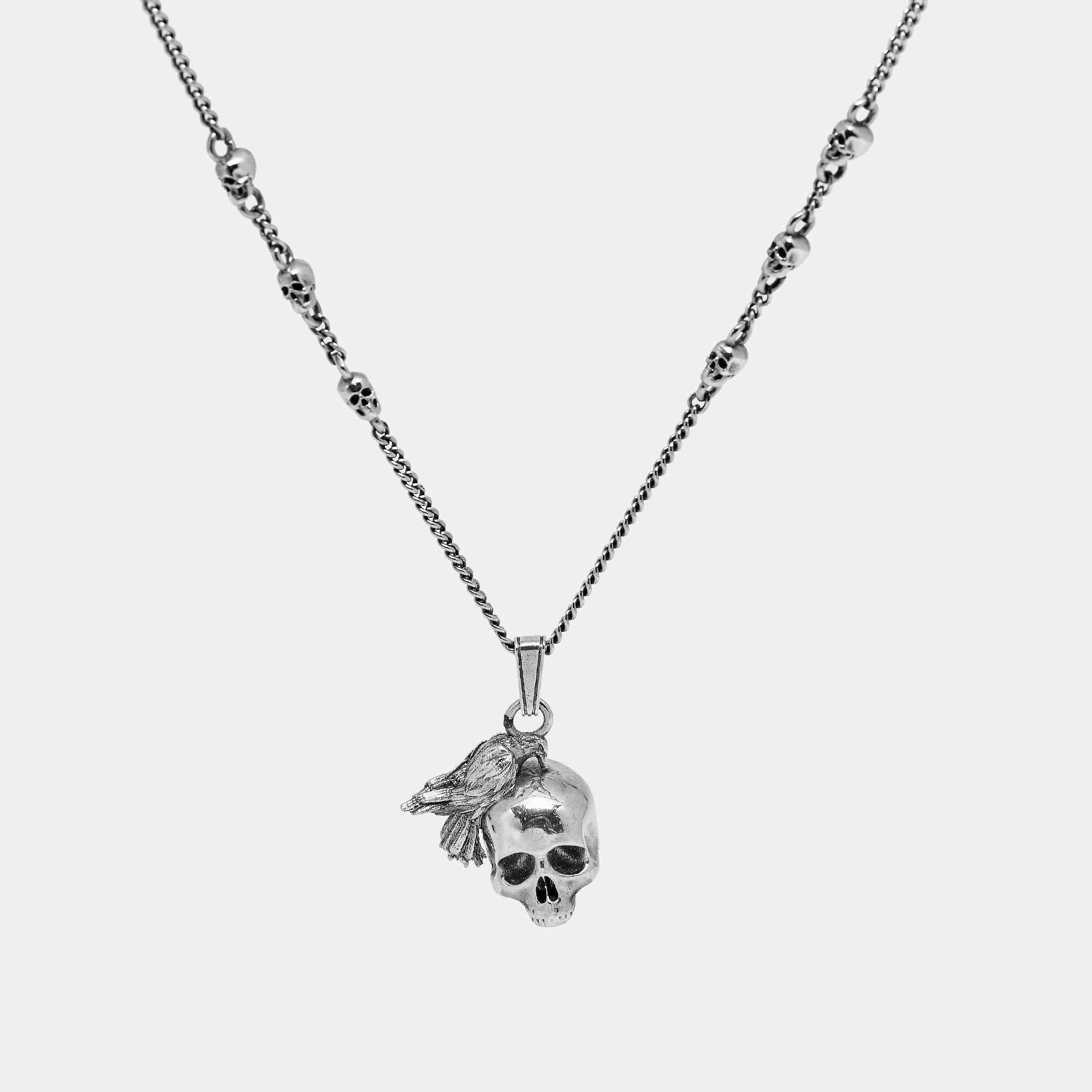 Pre Owned Alexander McQueen Skull Motif Silver Tone Pendant Necklace