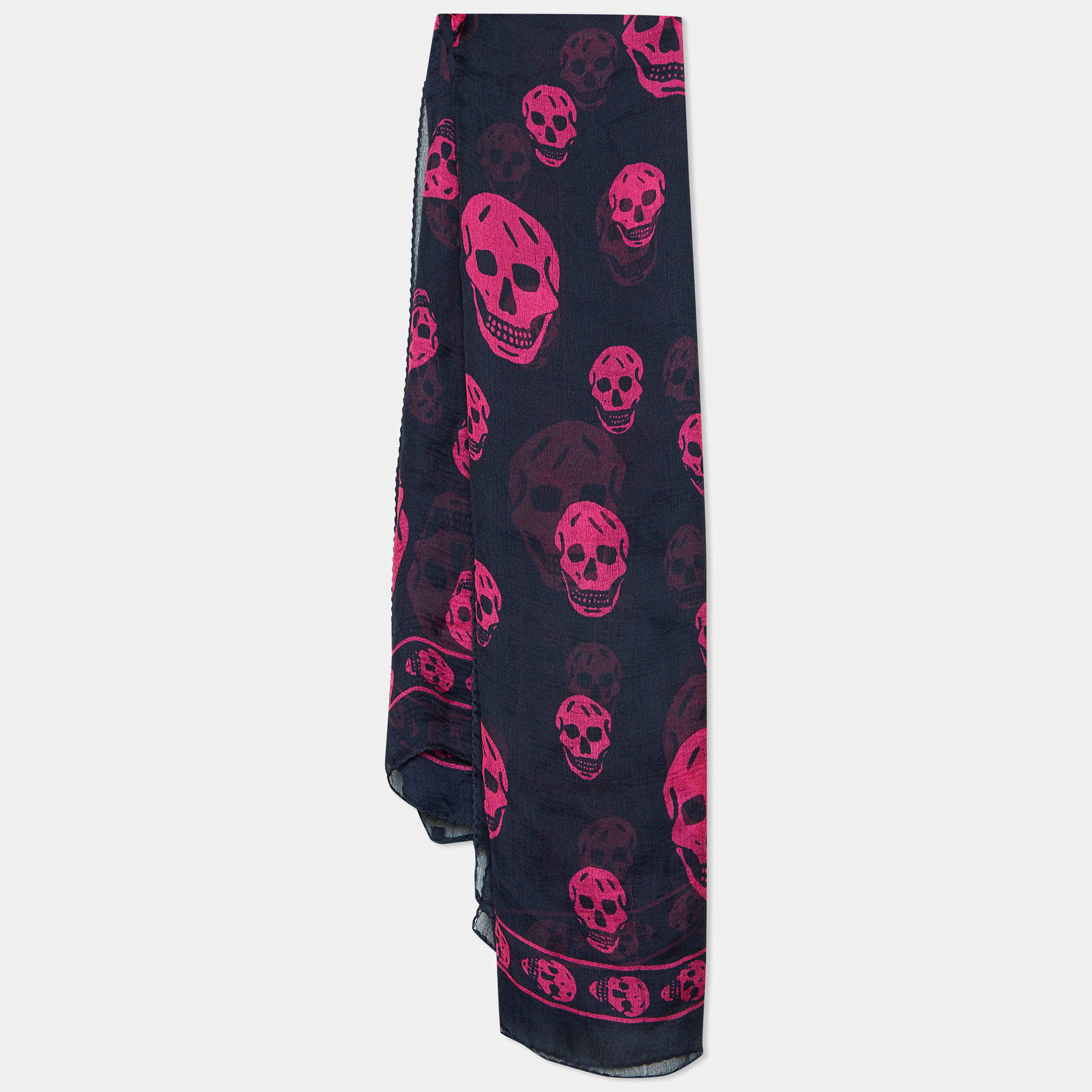Pre Owned Alexander McQueen Balck & Pink Skull Printed Silk Scarf