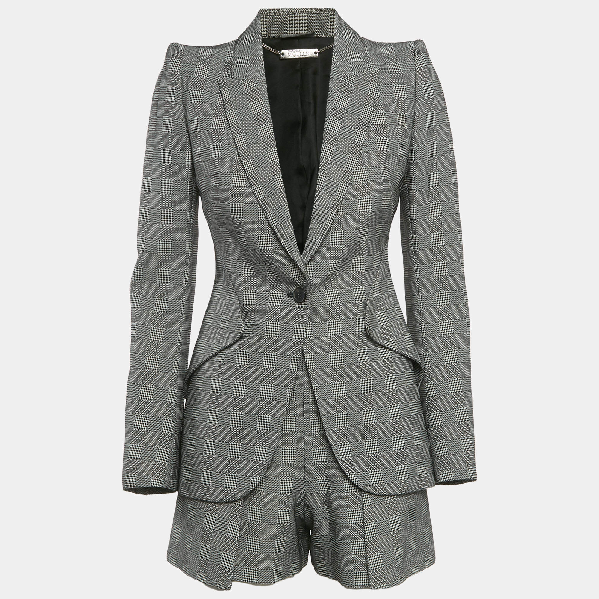 Pre Owned Alexander McQueen Monochrome Houndstooth Blazer & Shorts Set XS/S