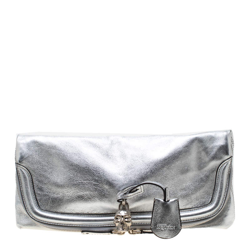 Pre Owned Alexander McQueen Silver Skull Padlock Leather Studded Fold Over Clutch