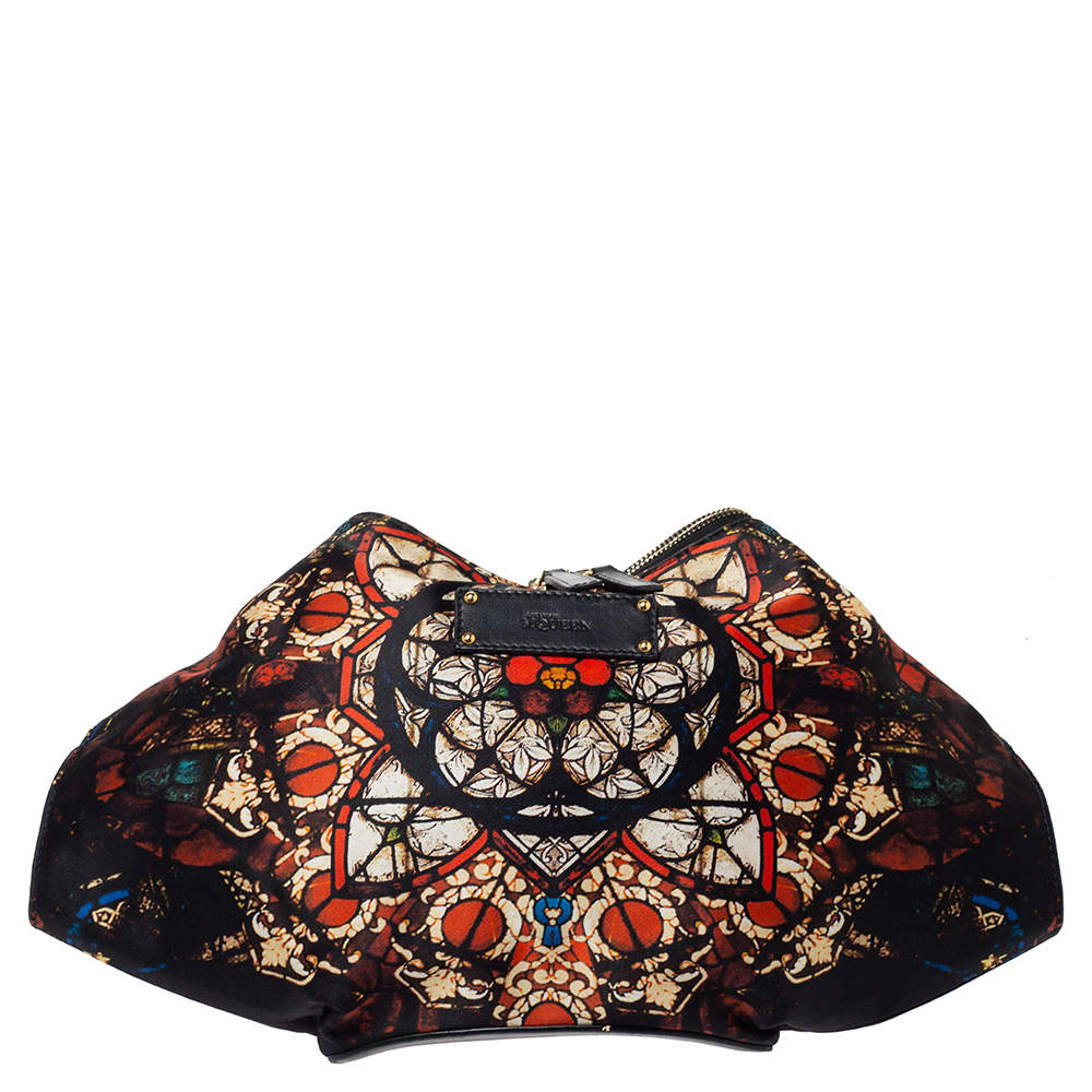 مملوكة مسبقًا Alexander McQueen Multicolor Printed Satin and Leather Medium De Manta Clutch