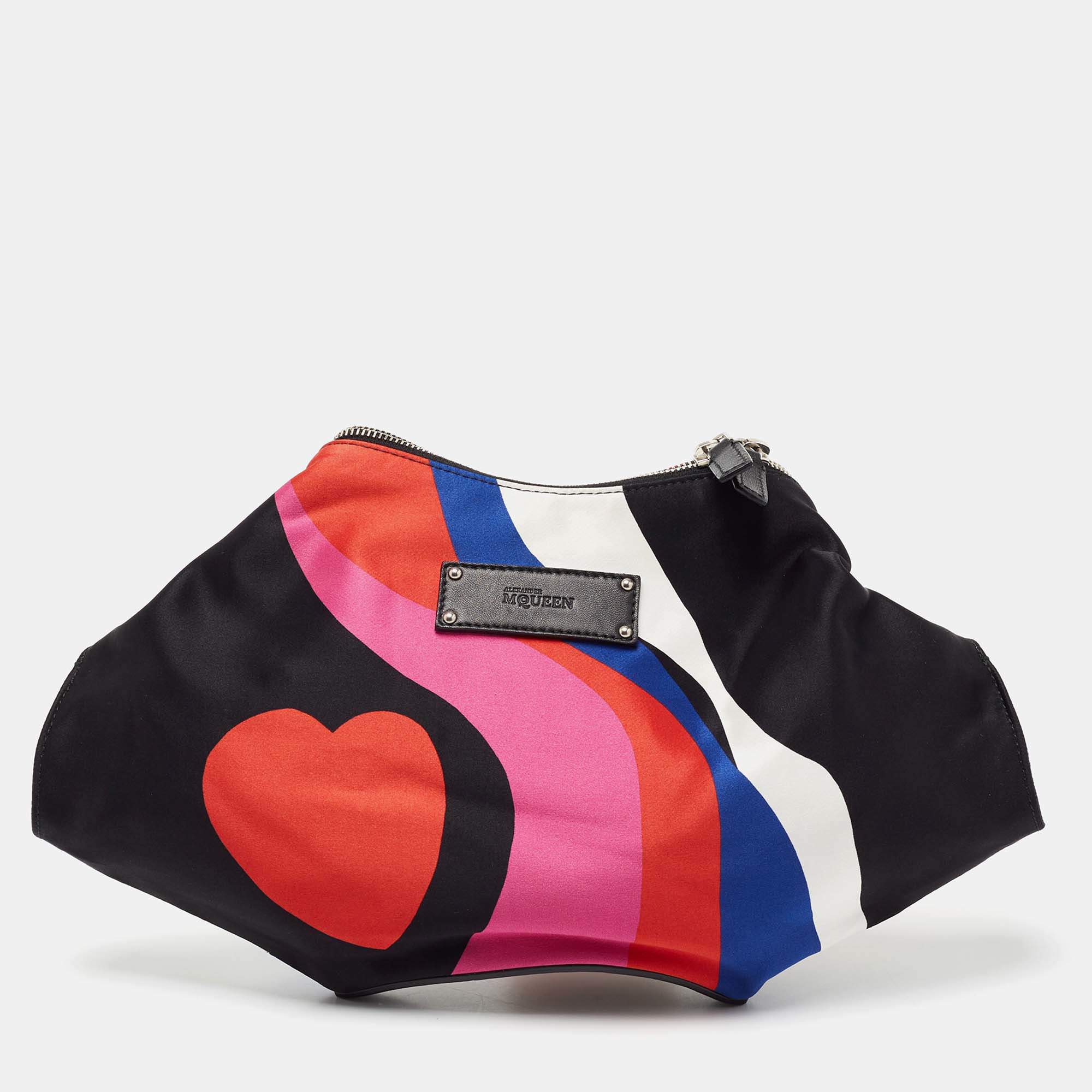 Pre Owned Alexander McQueen Black Heart Print Satin And Leather Medium De Manta Clutch