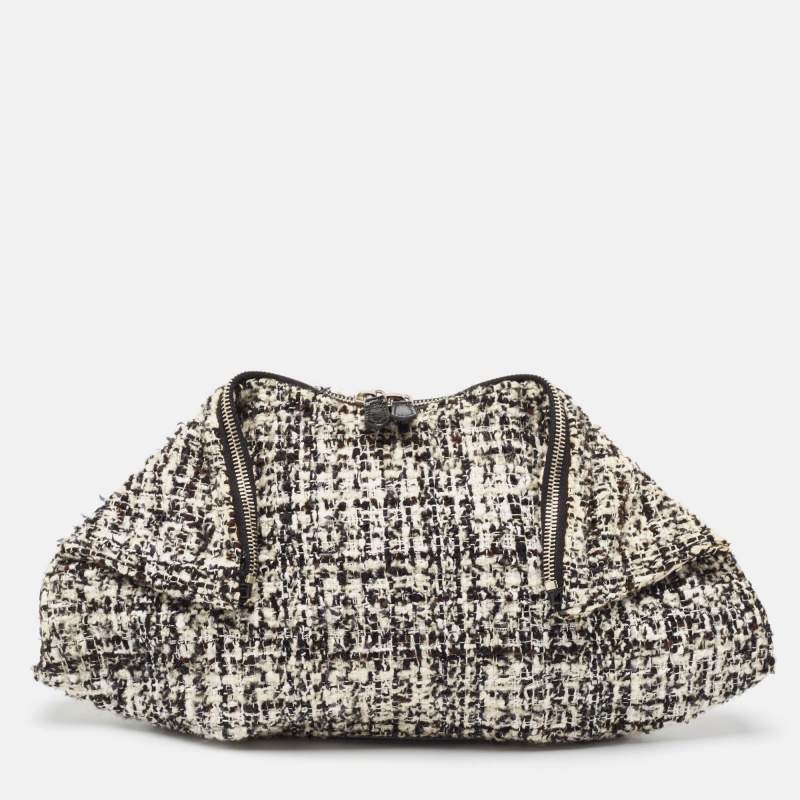 Pre Owned Alexander McQueen Black/White Wool and Leather Large De Manta Clutch