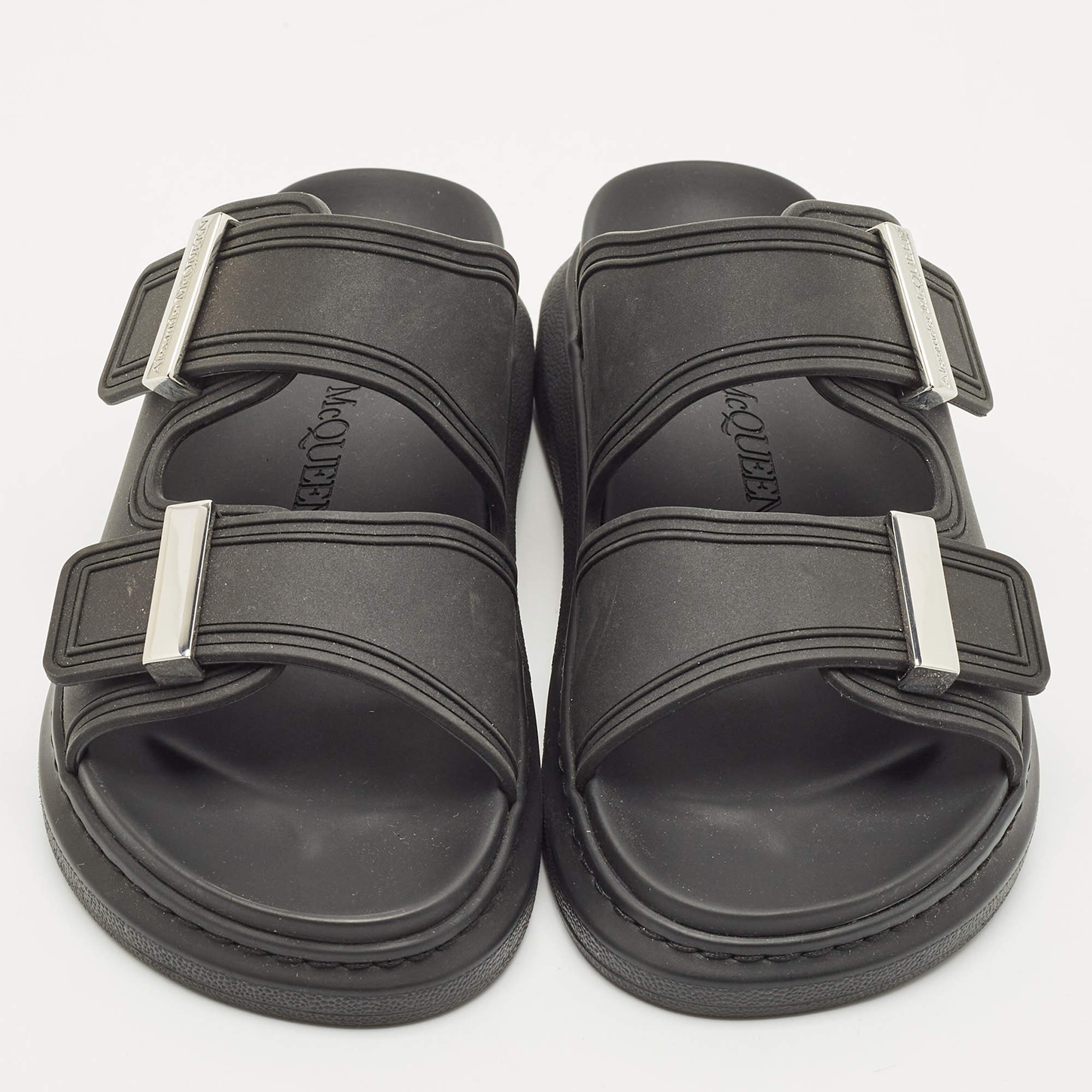 Alexander McQueen Black Leather Skull Embellished Thong Flat