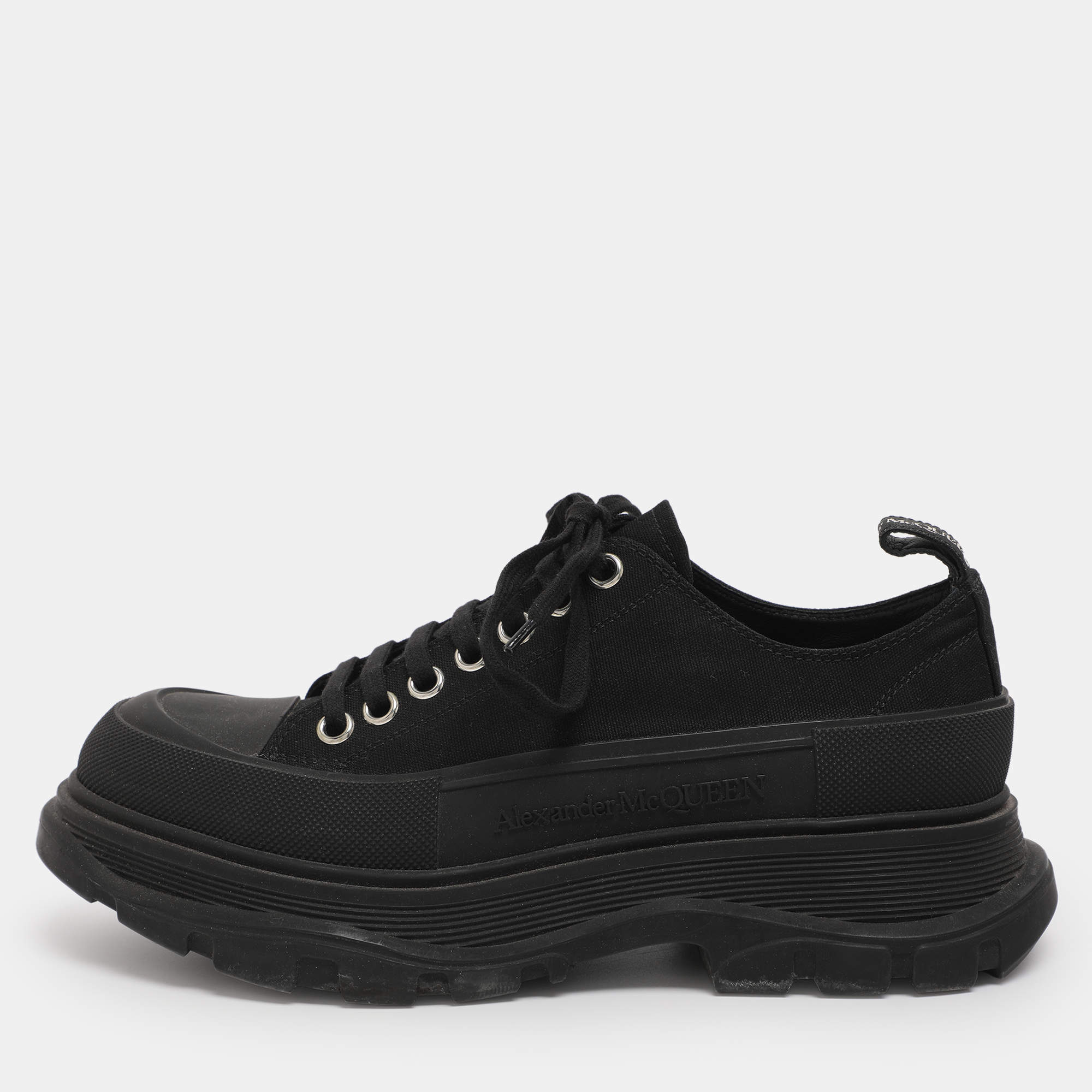 Pre Owned Alexander McQueen Black Canvas Tread Slick Low Top Sneakers Size 41