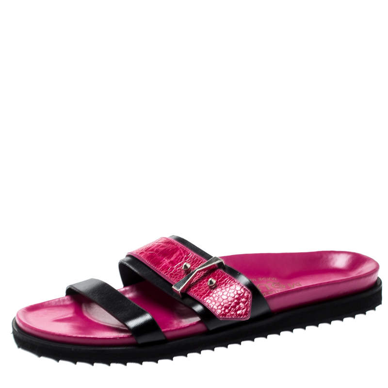Pre Owned Alexander McQueen Pink/Black Ostrich Leg And Leather Flat Sandals Size 40