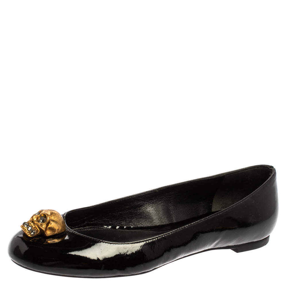 Pre Owned Alexander McQueen Black Patent Leather Embellished Skull City Ballet Flats Size 36