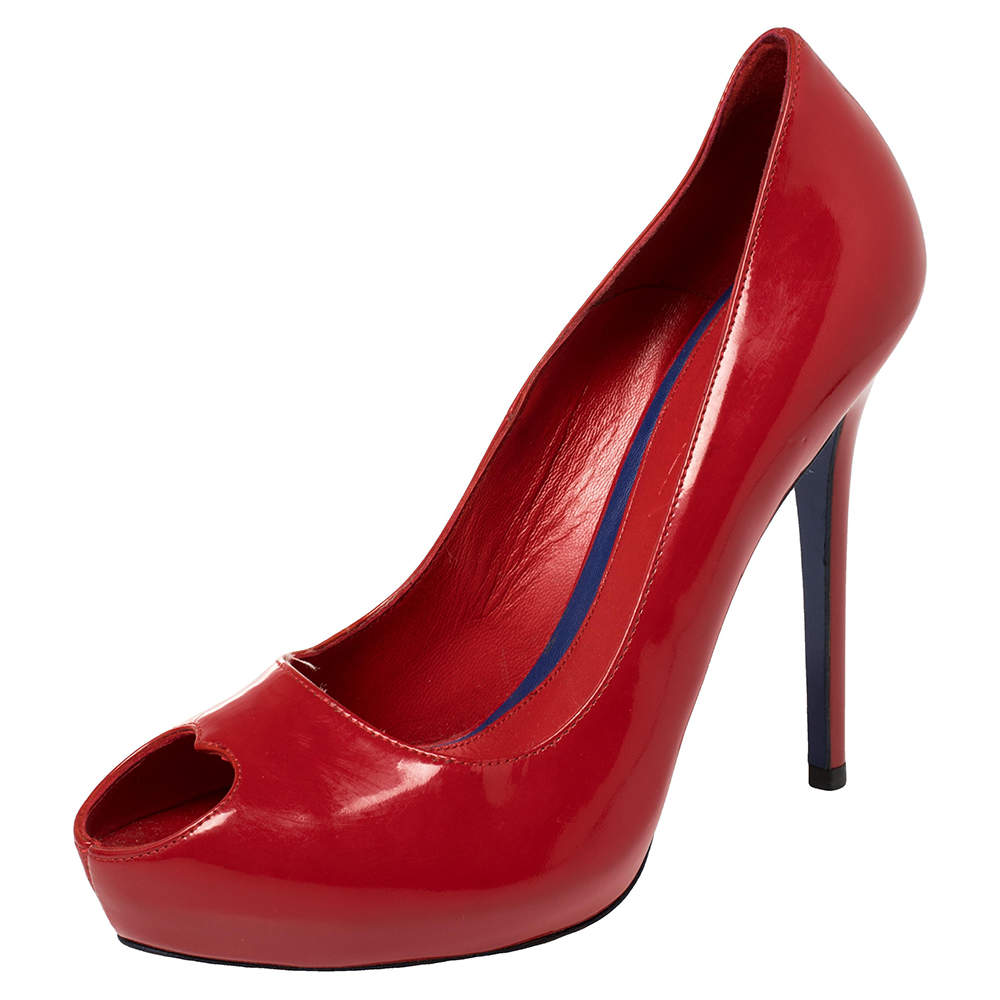 Pre Owned Alexander McQueen Red Patent Leather Heart Peep Toe Pumps Size 39
