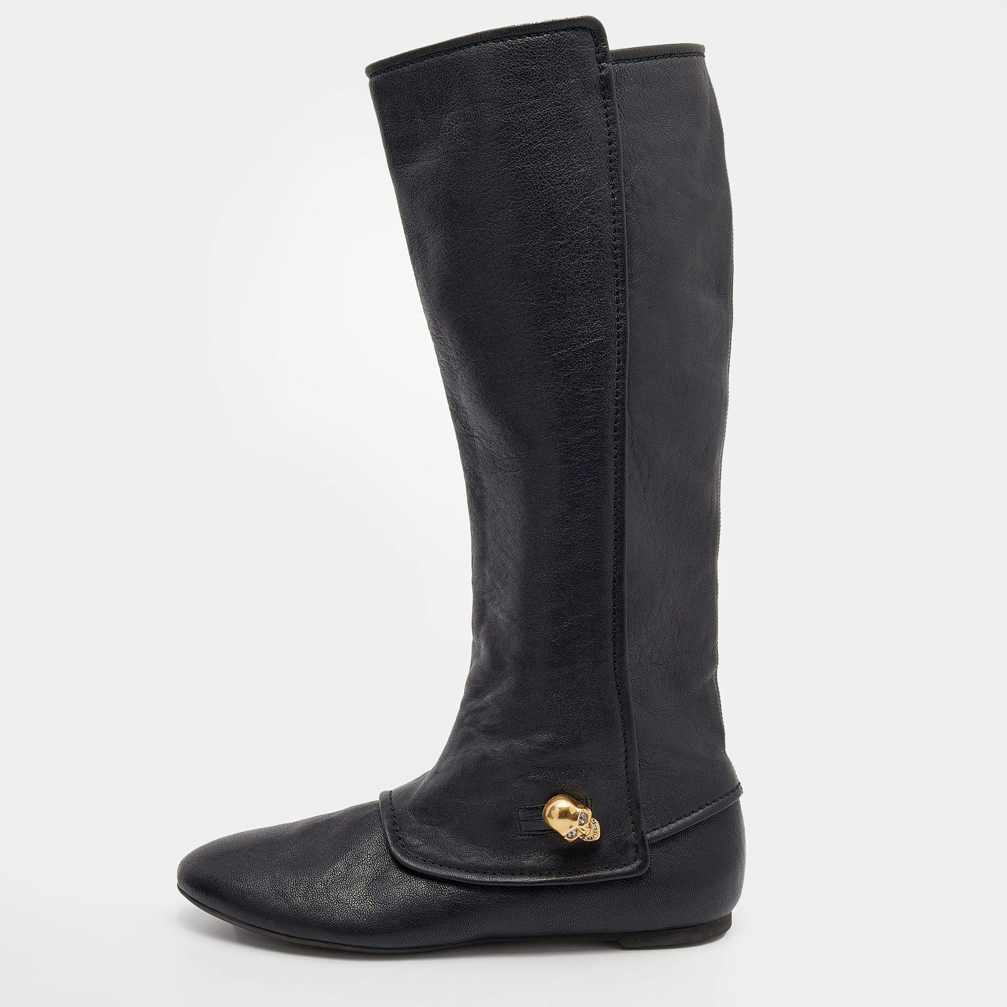 Pre Owned Alexander McQueen Black Leather Skull Charm Knee Length Boots Size 38.5