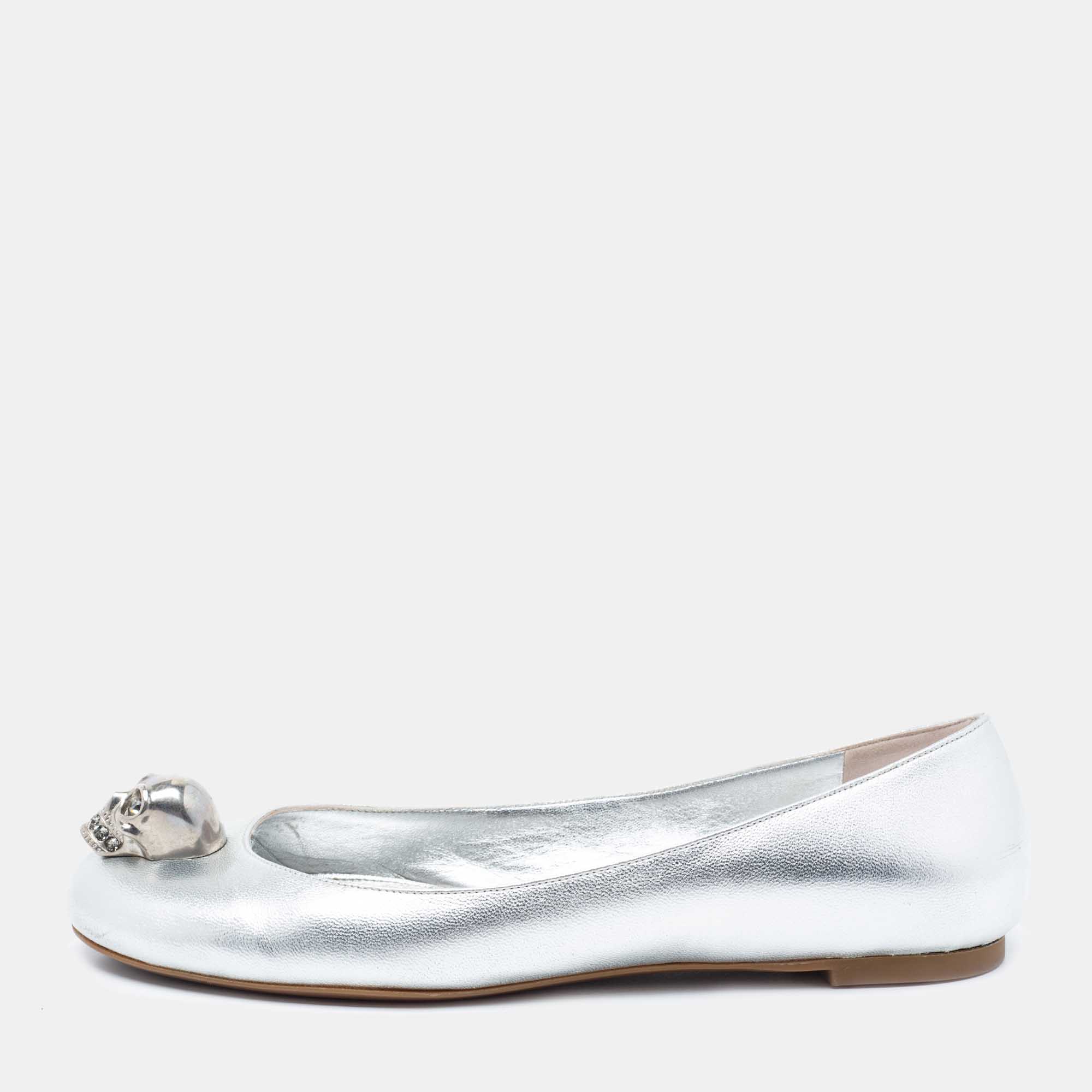Pre Owned Alexander McQueen Silver Leather Skull City Ballet Flats Size 38